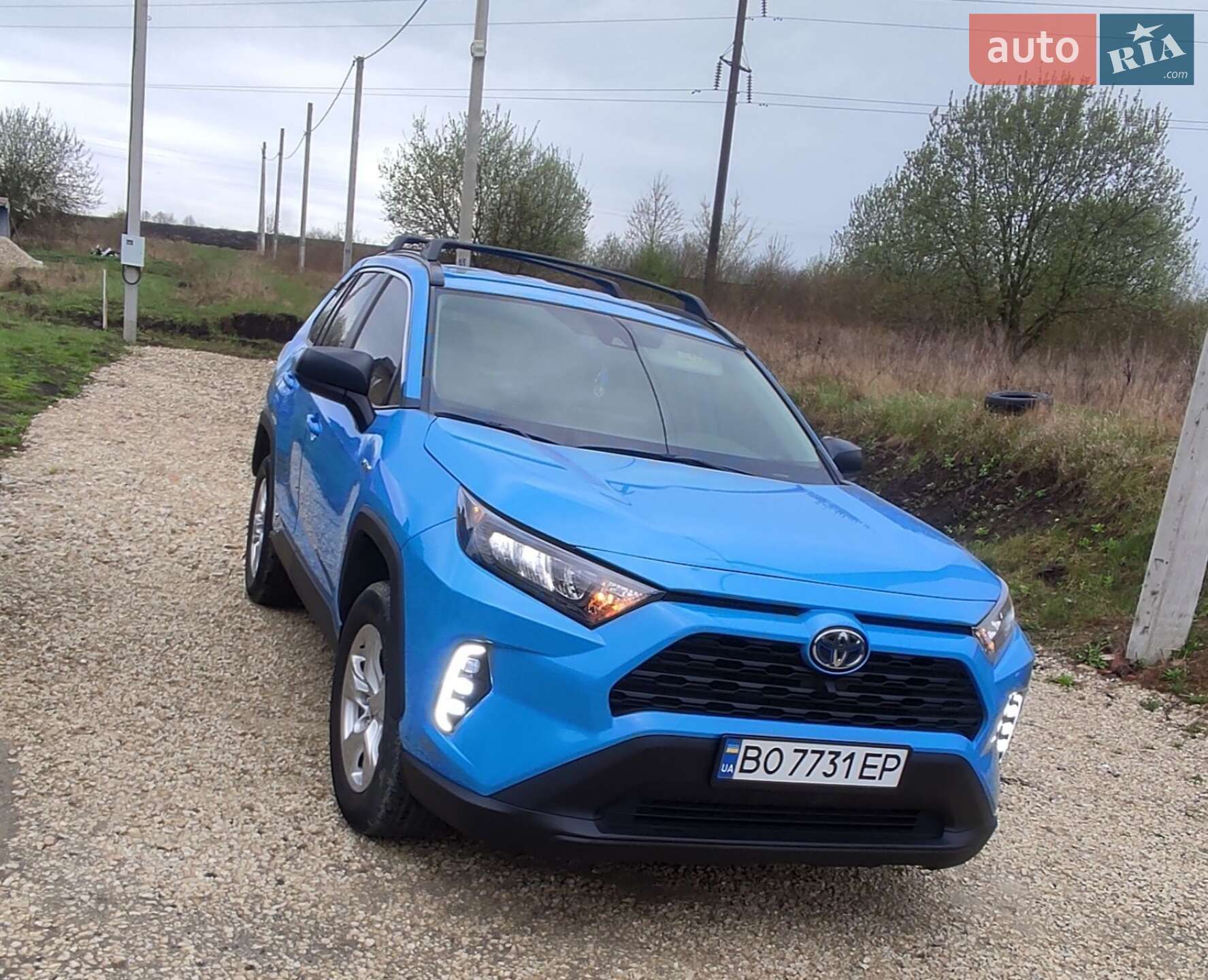 TOYOTA RAV4 2021