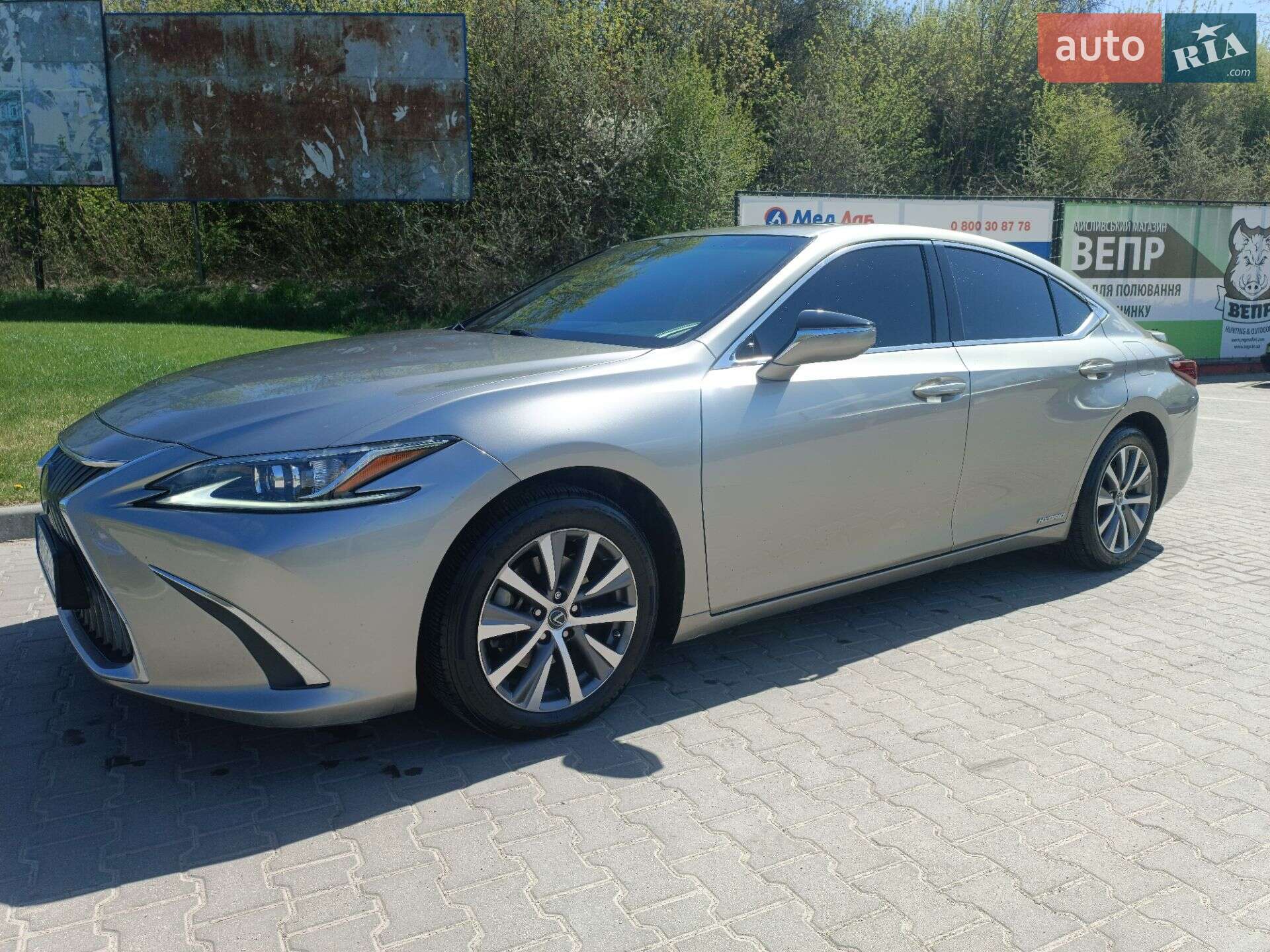 LEXUS ES 300H 2019