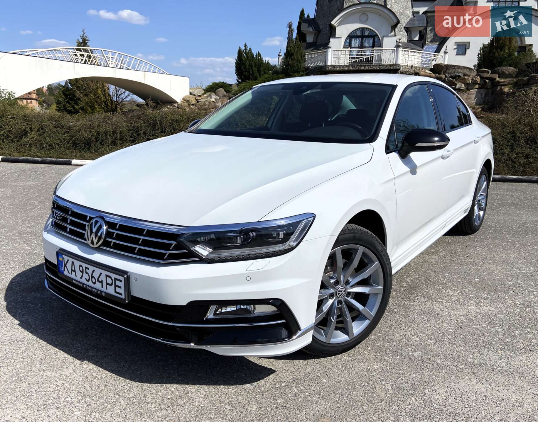 VOLKSWAGEN PASSAT 2018