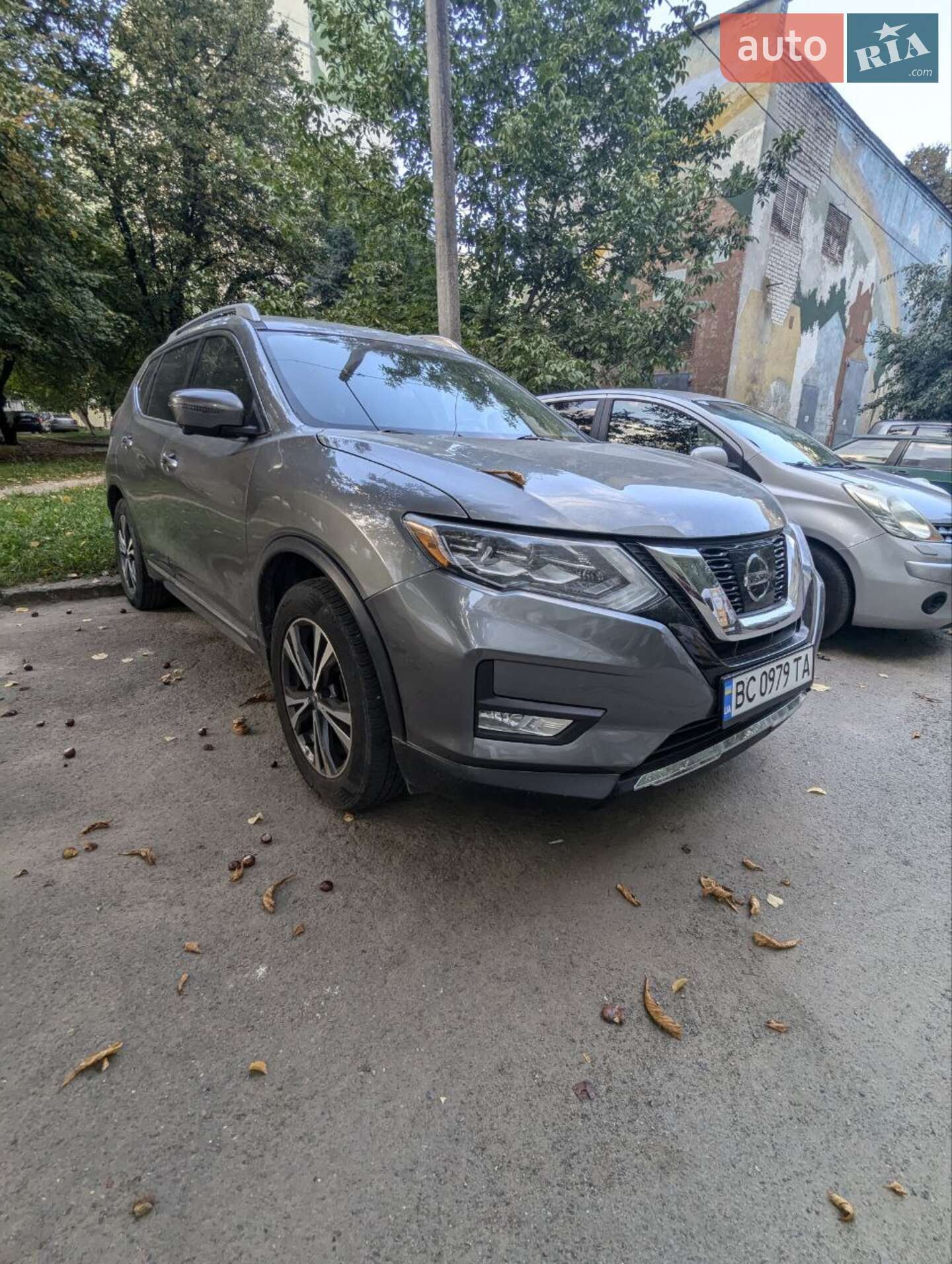 Головне фото звіту автомобіля NISSAN ROGUE 2016