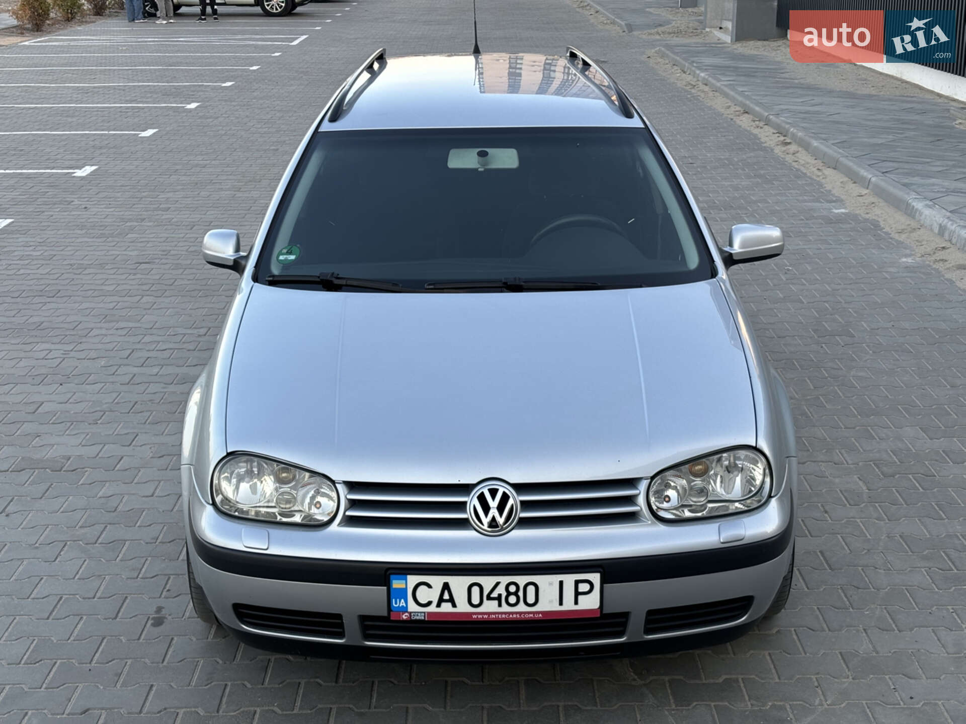VOLKSWAGEN GOLF 2003