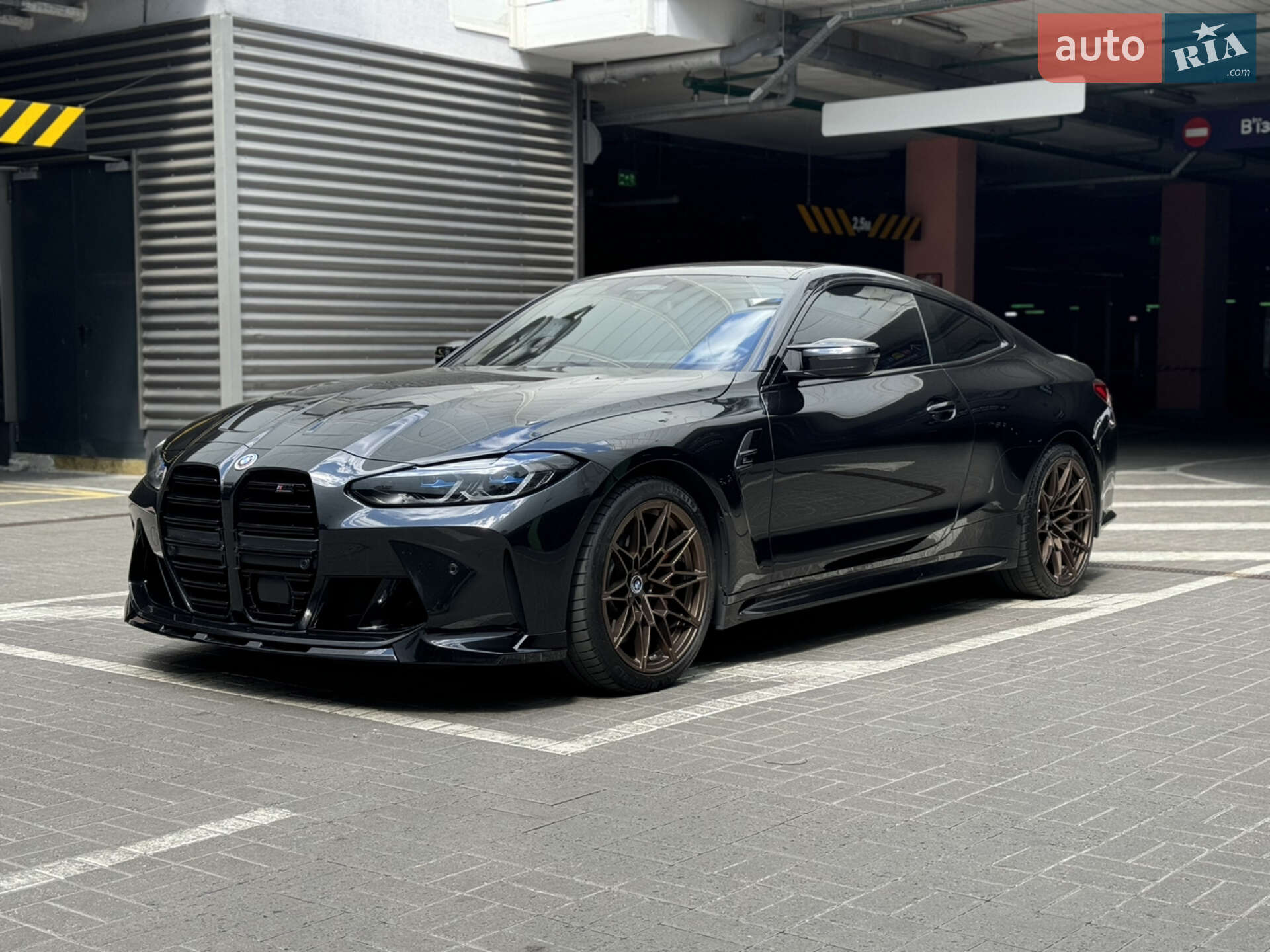 BMW M4 COMPETITION