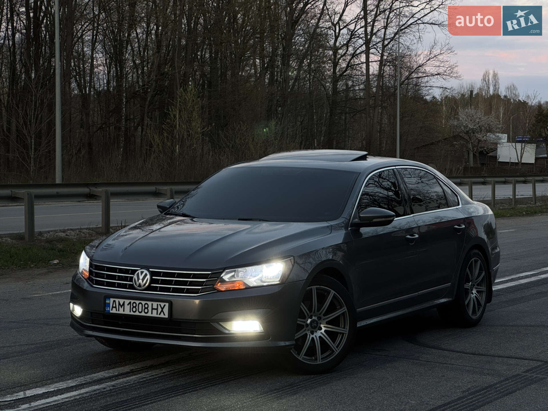 VOLKSWAGEN PASSAT 2015