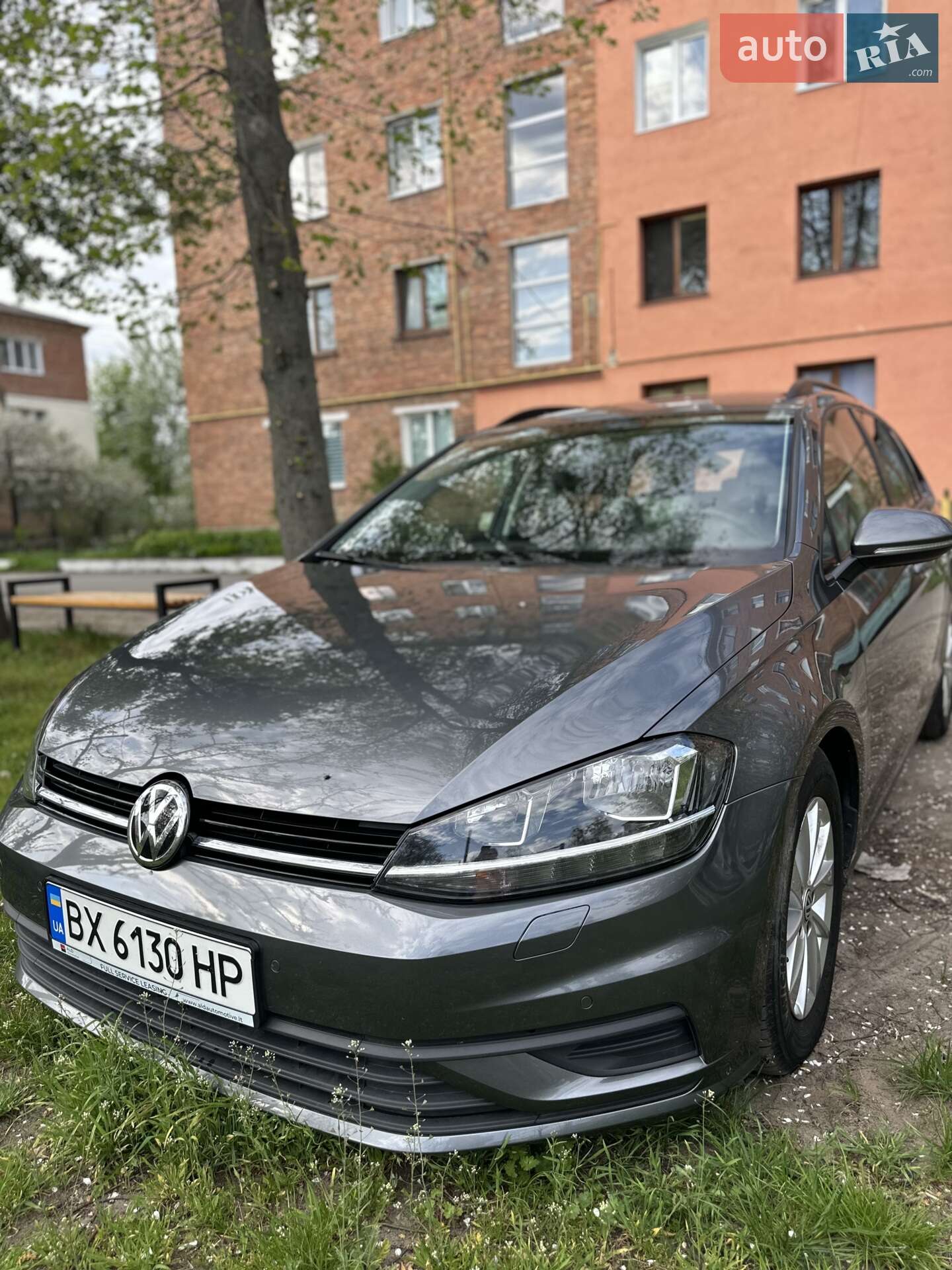 VOLKSWAGEN GOLF 2017