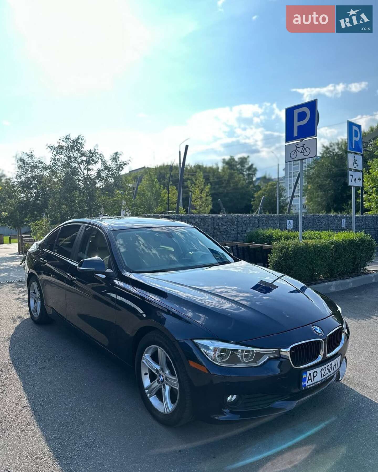 BMW 320 2015