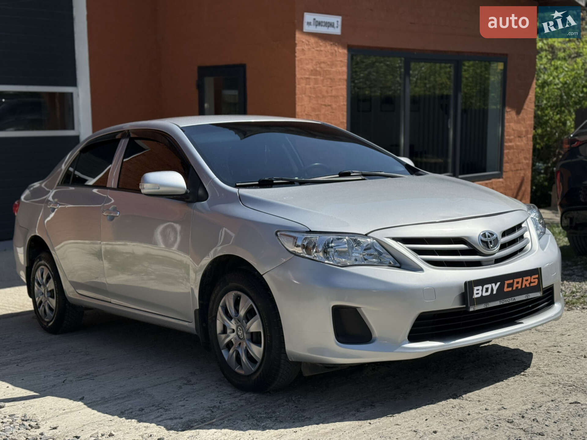 Головне фото звіту автомобіля TOYOTA COROLLA 2011