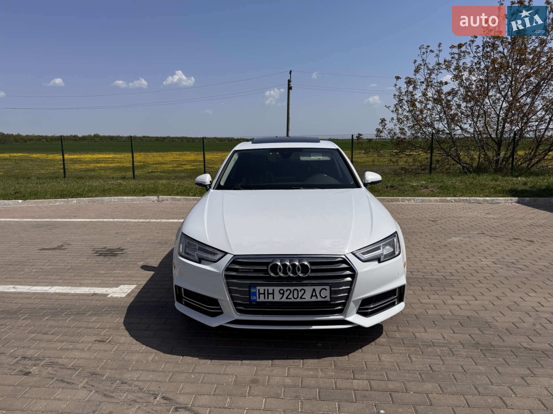AUDI A4 2017