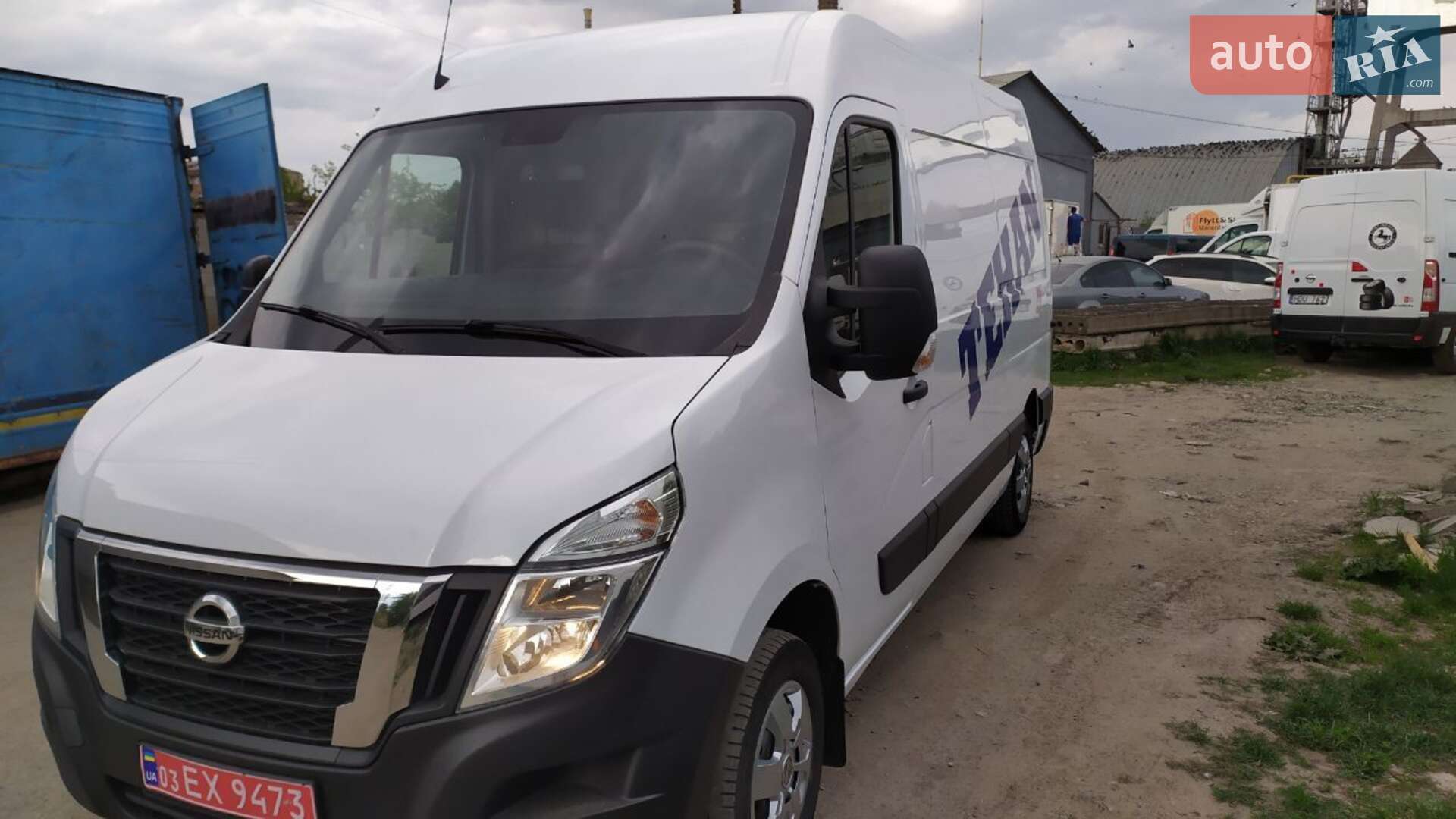 NISSAN NV 400 2021
