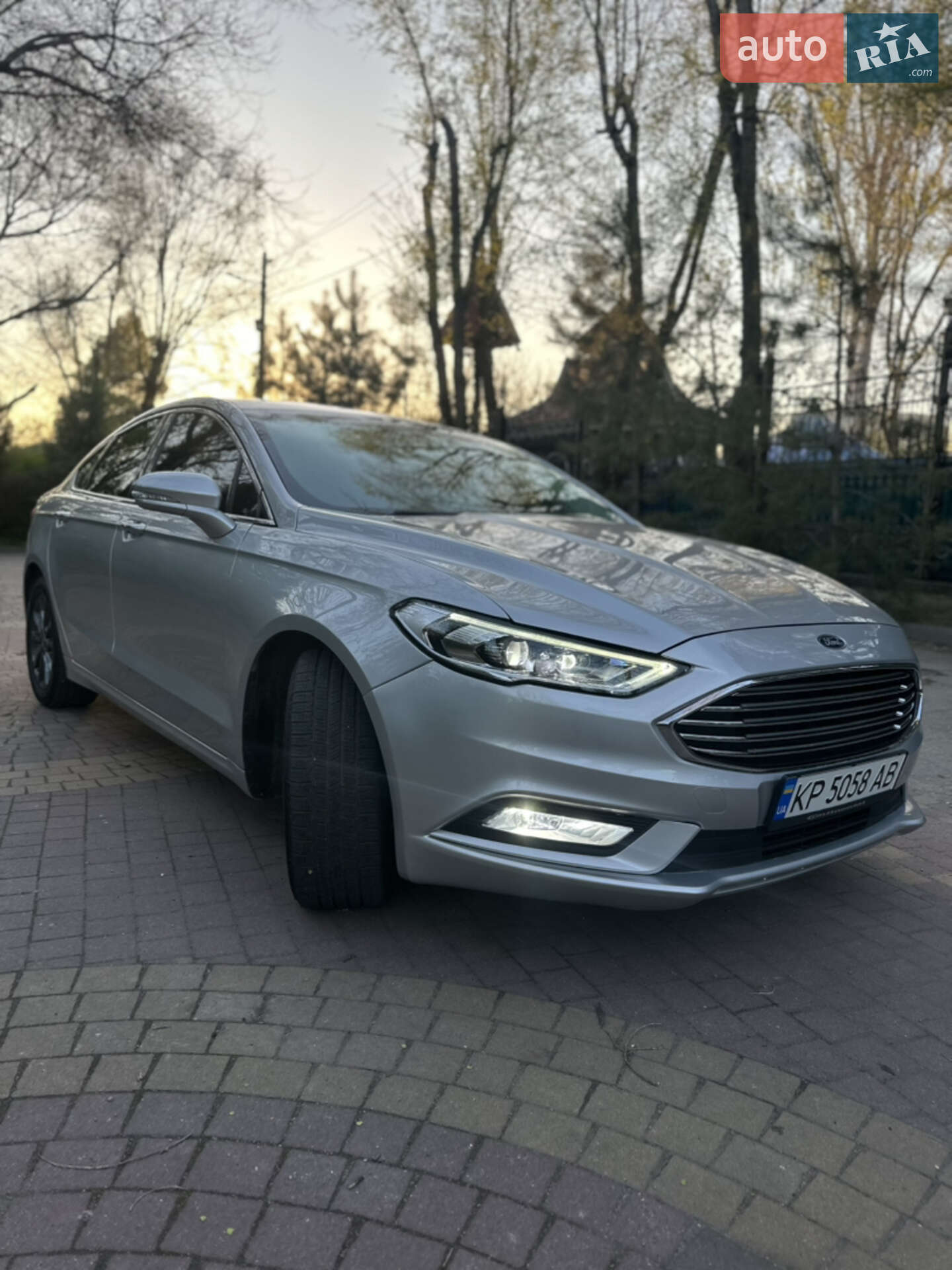 Головне фото звіту автомобіля FORD FUSION 2018