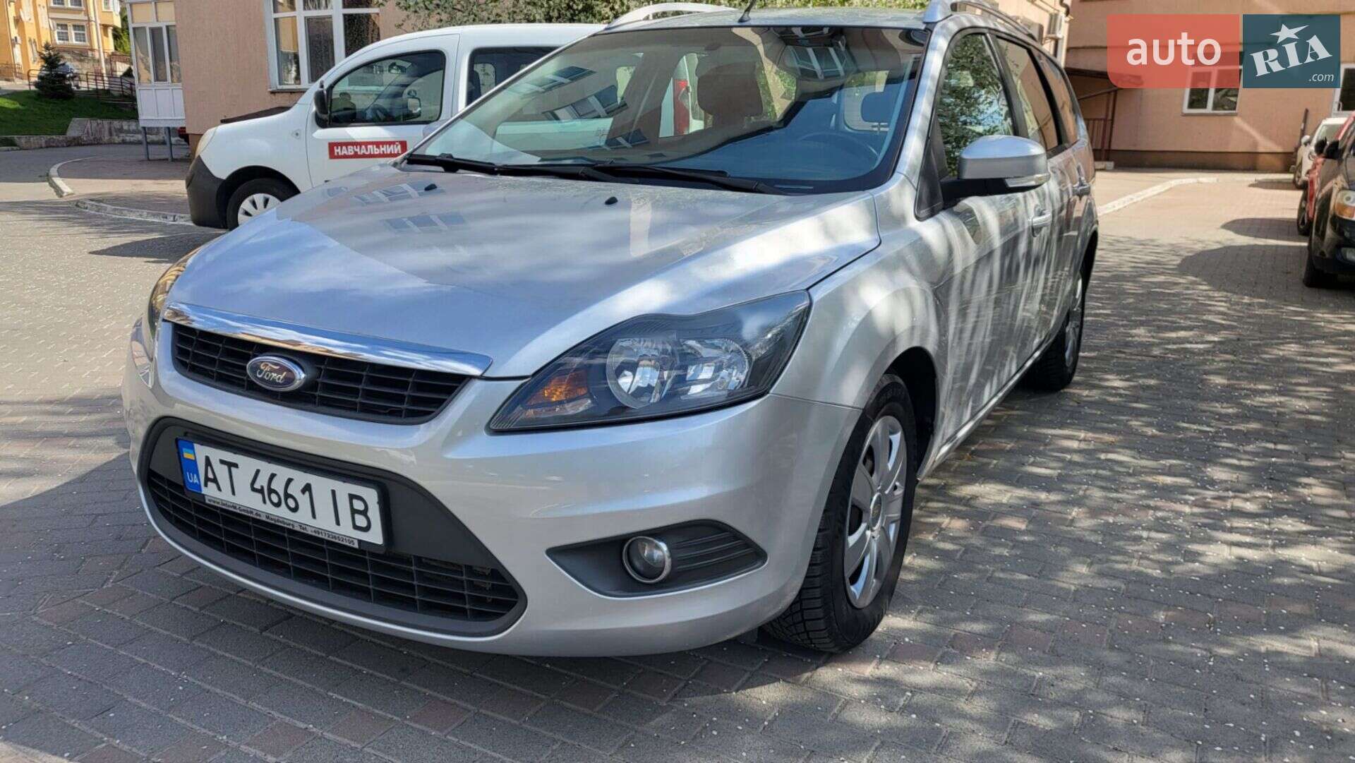Головне фото звіту автомобіля FORD FOCUS 2009