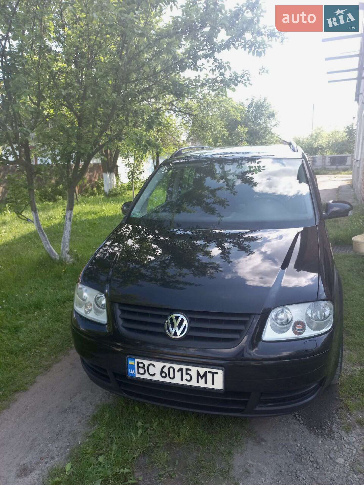 VOLKSWAGEN TOURAN 2004