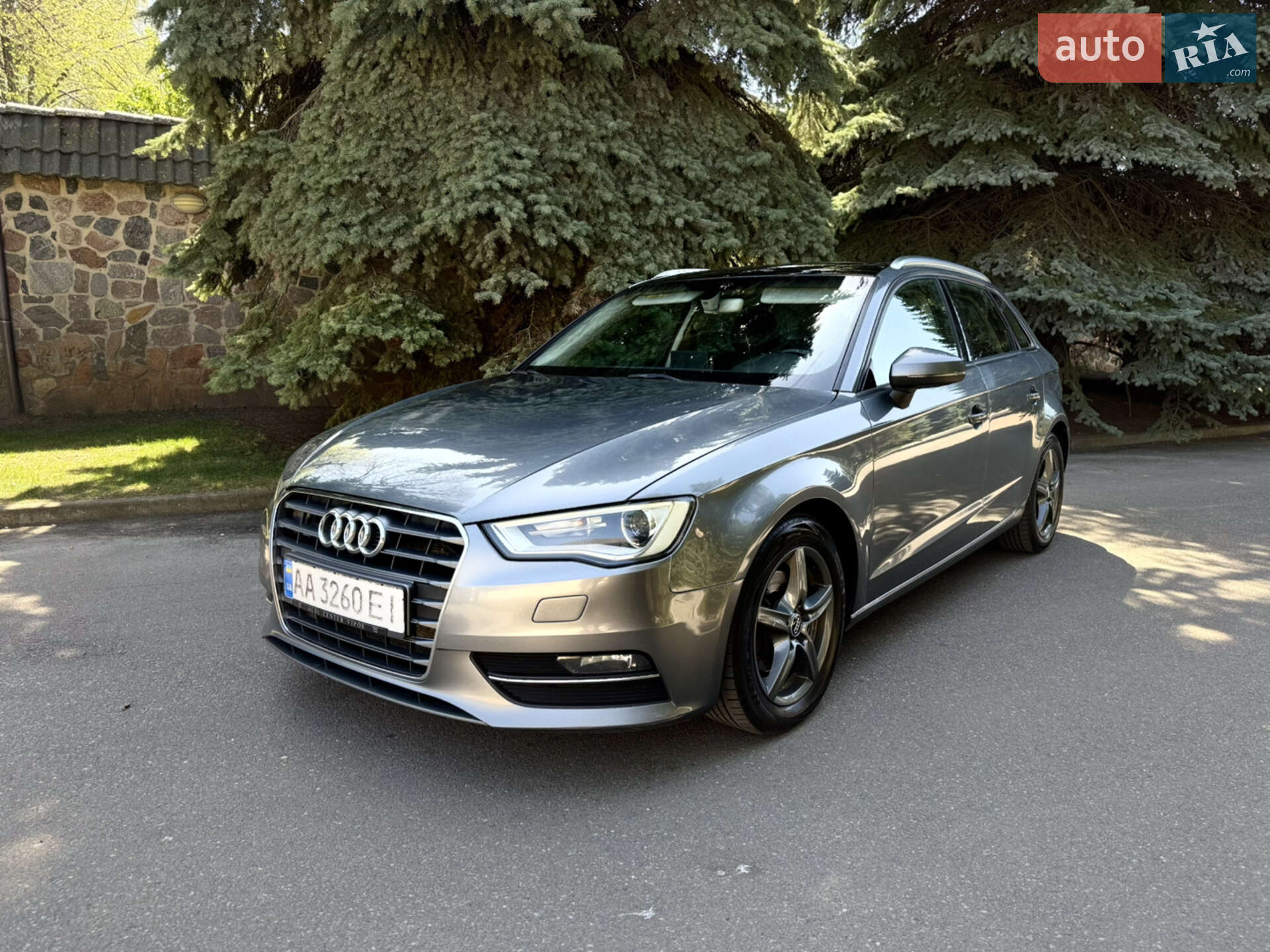 Головне фото звіту автомобіля AUDI A3 2016