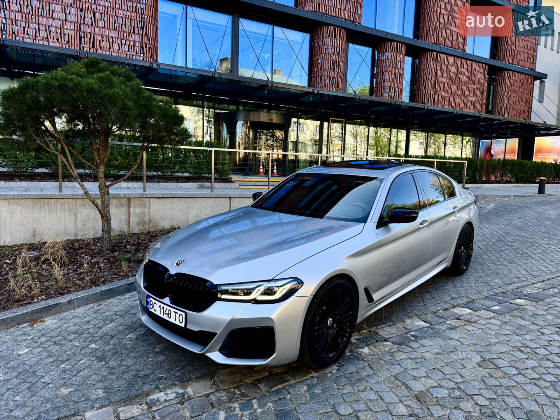 BMW 5 Series 2021