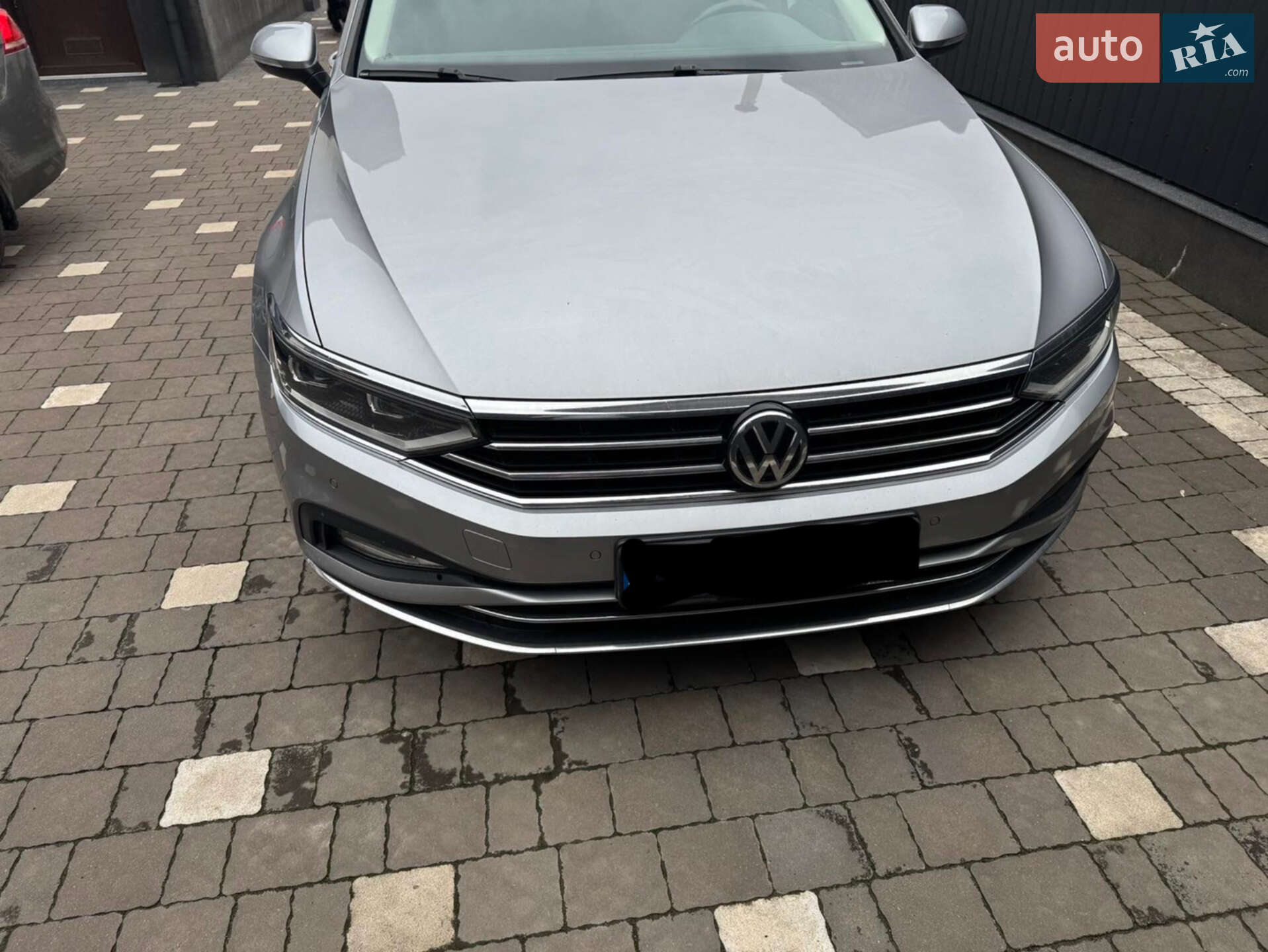 VOLKSWAGEN PASSAT 2019