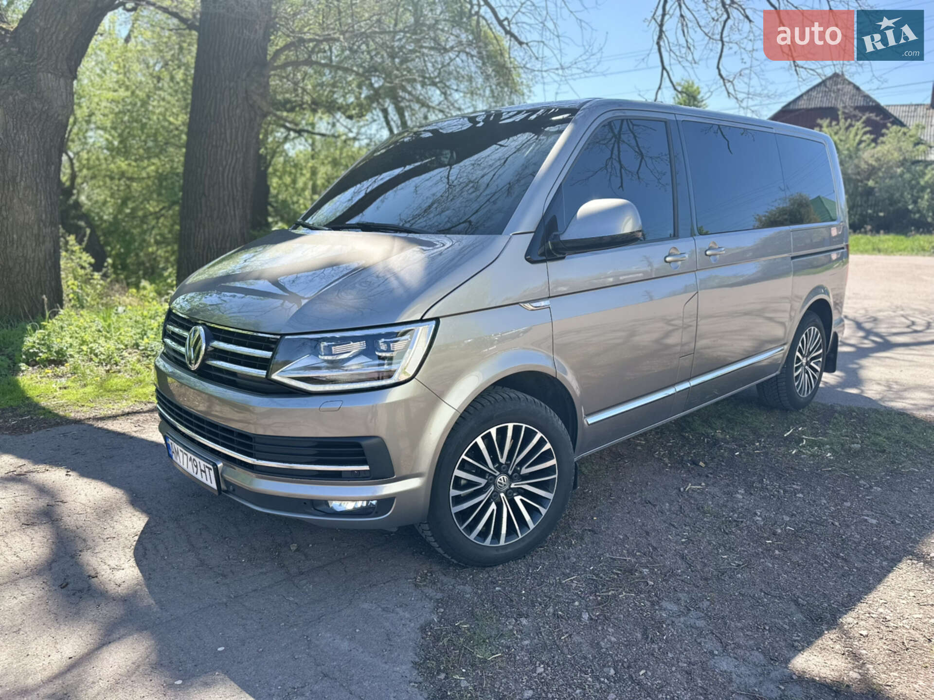 VOLKSWAGEN MULTIVAN 2018