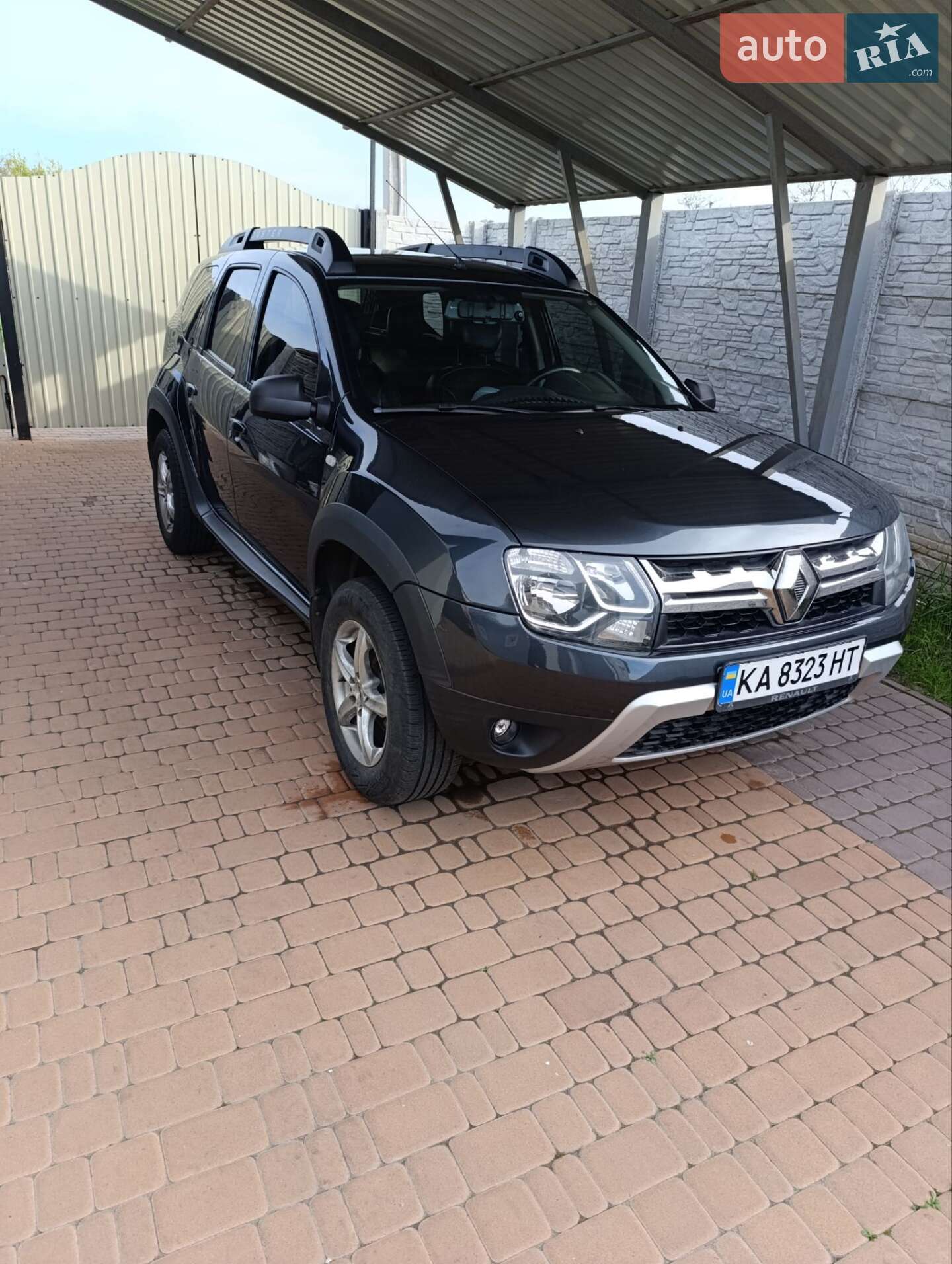 RENAULT DUSTER 2017
