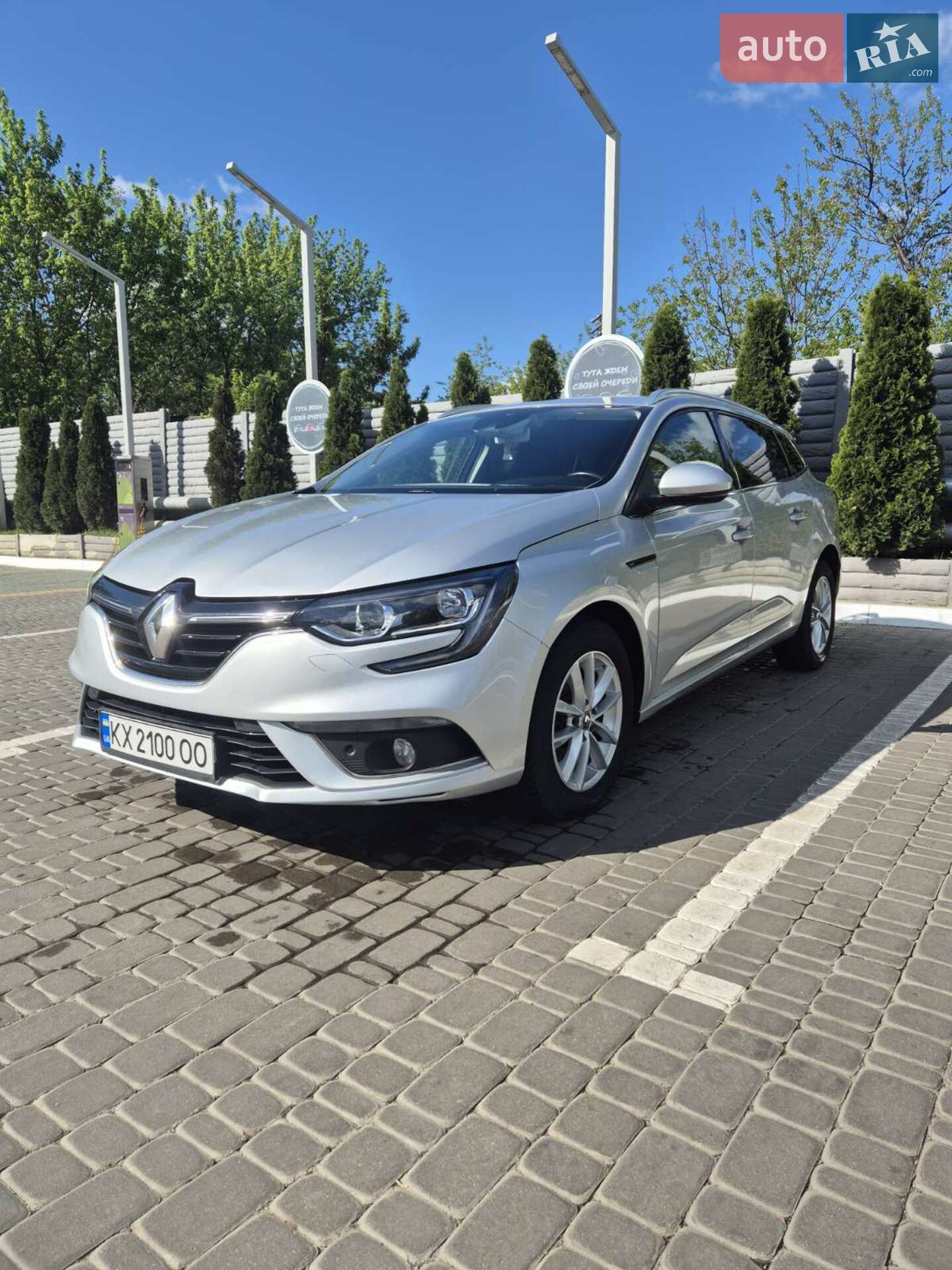 RENAULT MEGANE