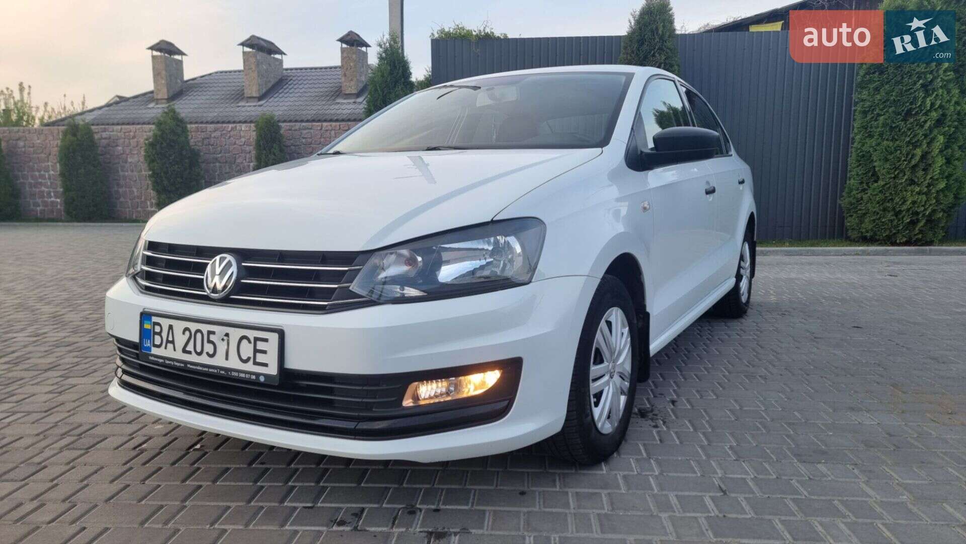 VOLKSWAGEN POLO 2019