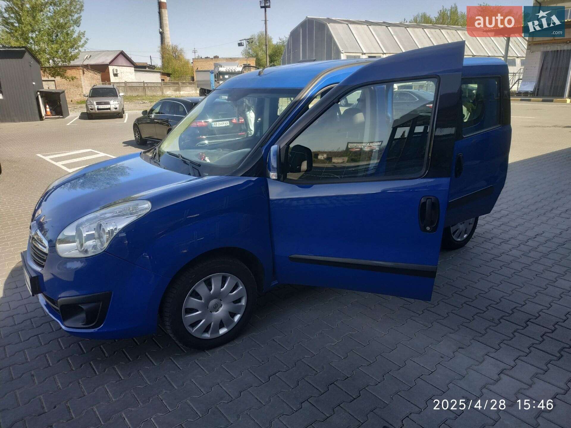 OPEL COMBO 2012