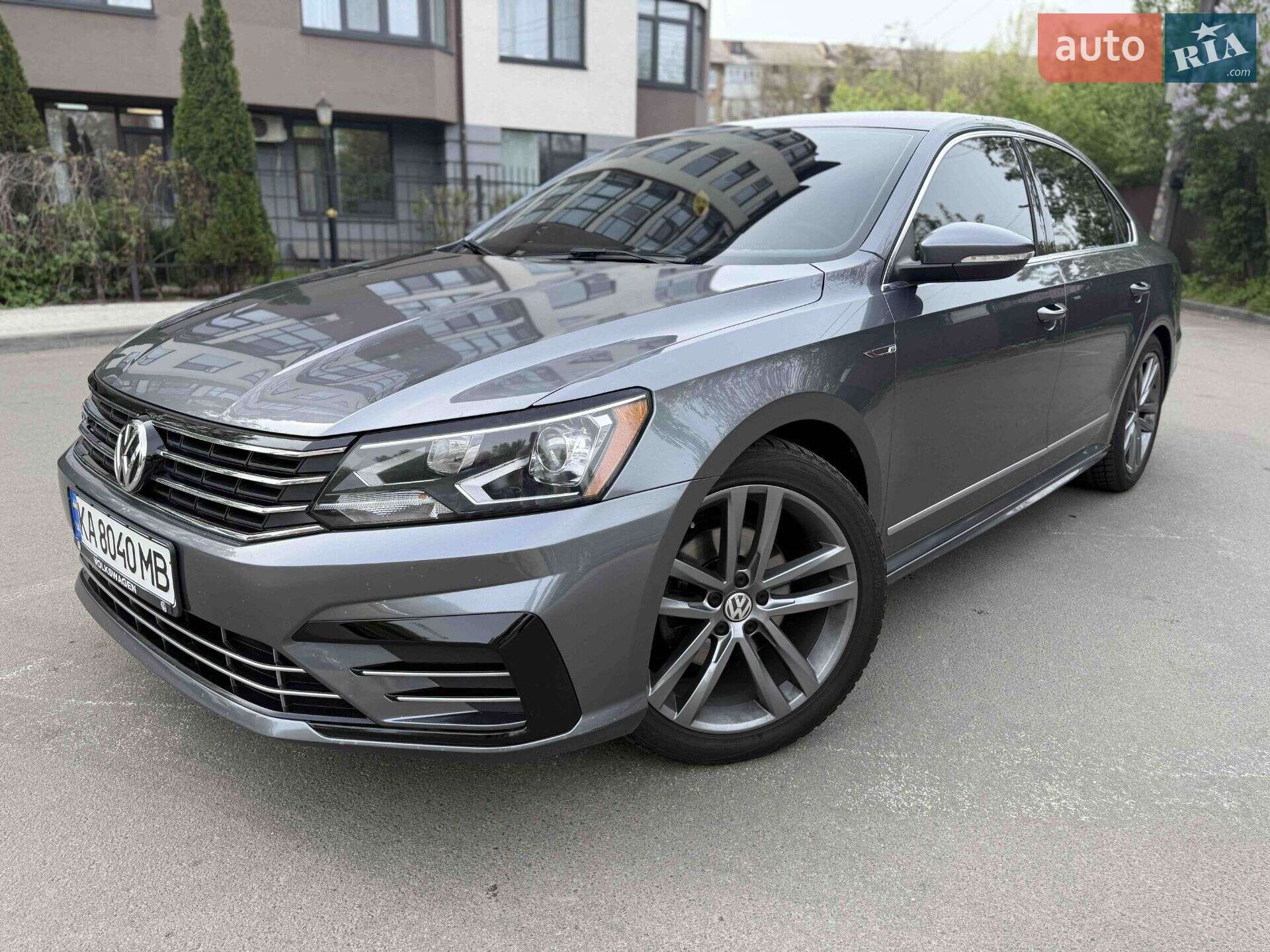 VOLKSWAGEN PASSAT 2016