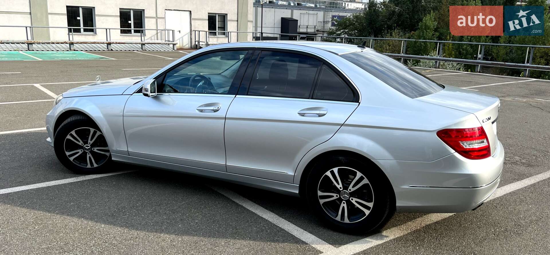 MERCEDES-BENZ C 200 2014