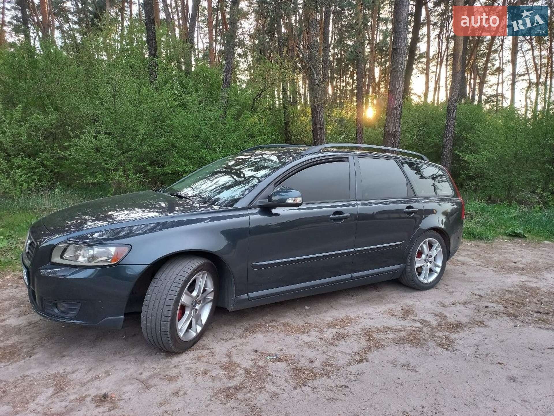 VOLVO V50 2010