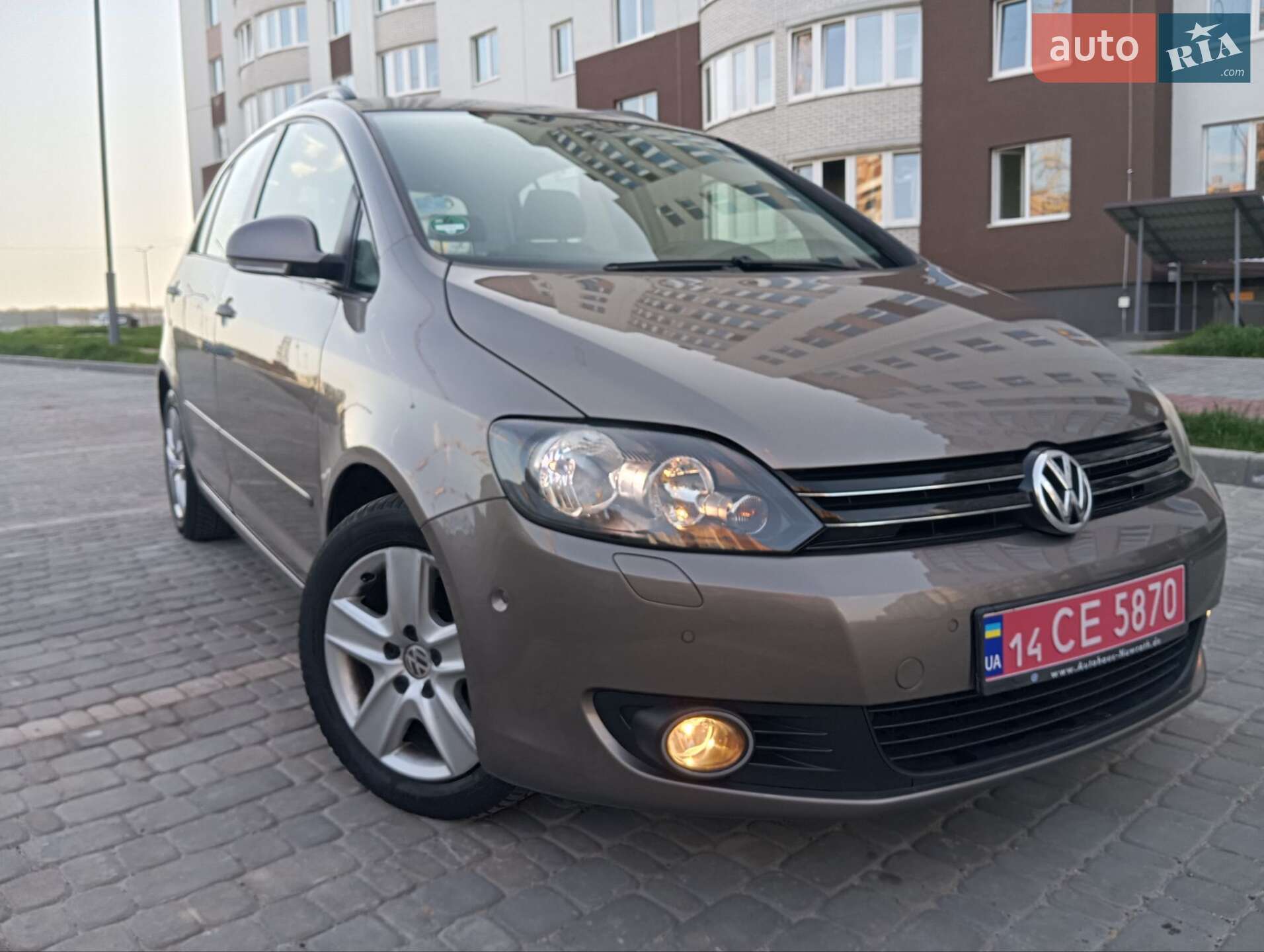 VOLKSWAGEN GOLF PLUS 2009