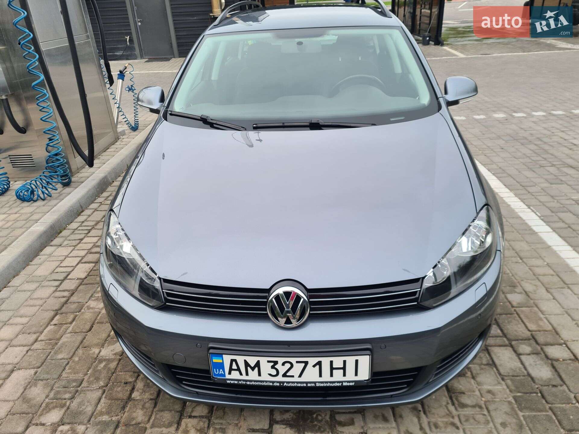 VOLKSWAGEN GOLF 2010