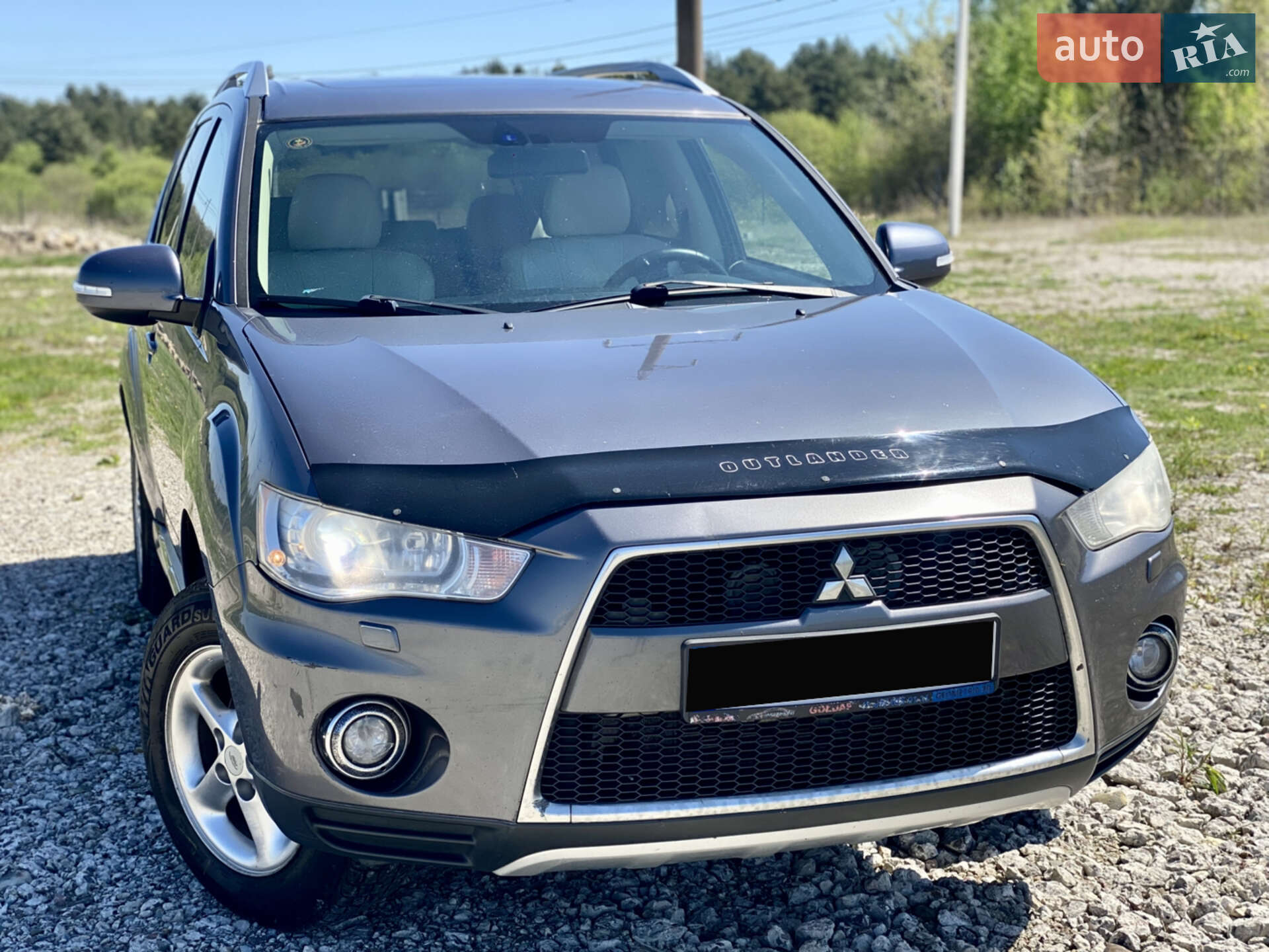 MITSUBISHI OUTLANDER 2010