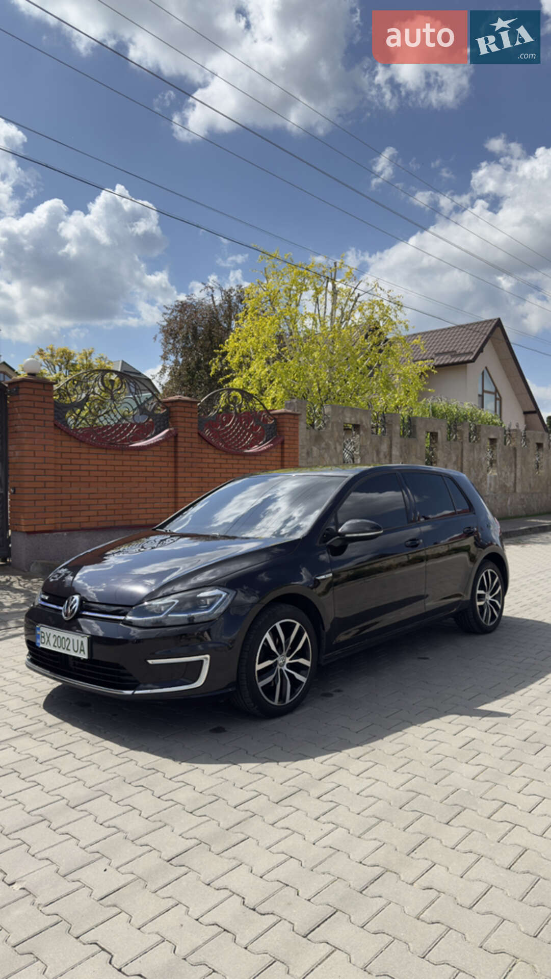 VOLKSWAGEN E-GOLF 2019