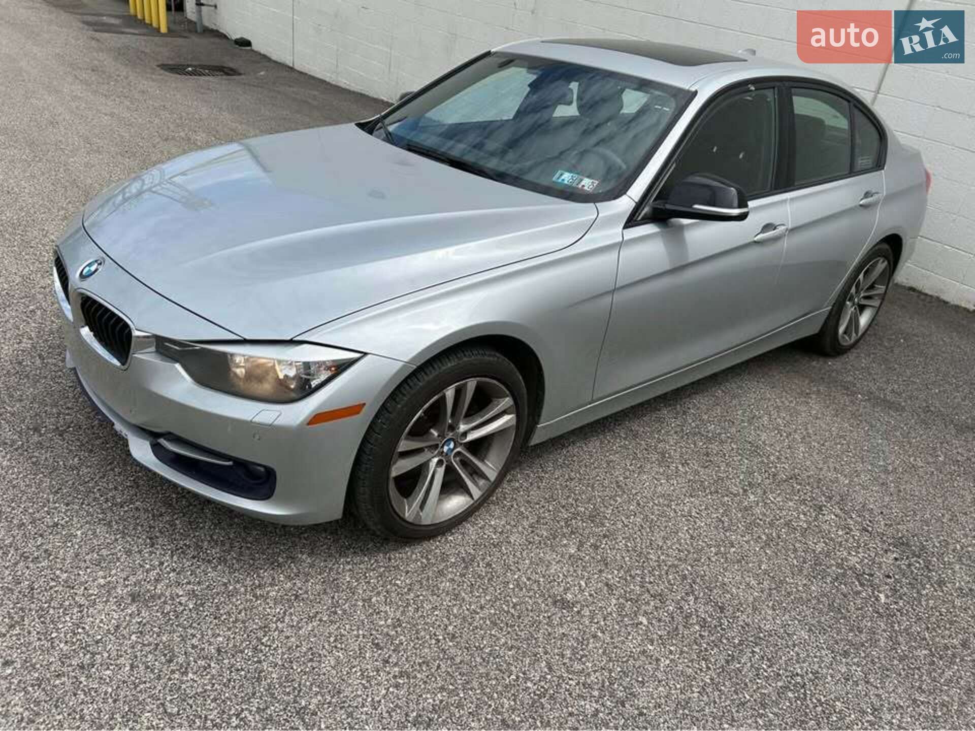 Головне фото звіту автомобіля BMW 328I 2013
