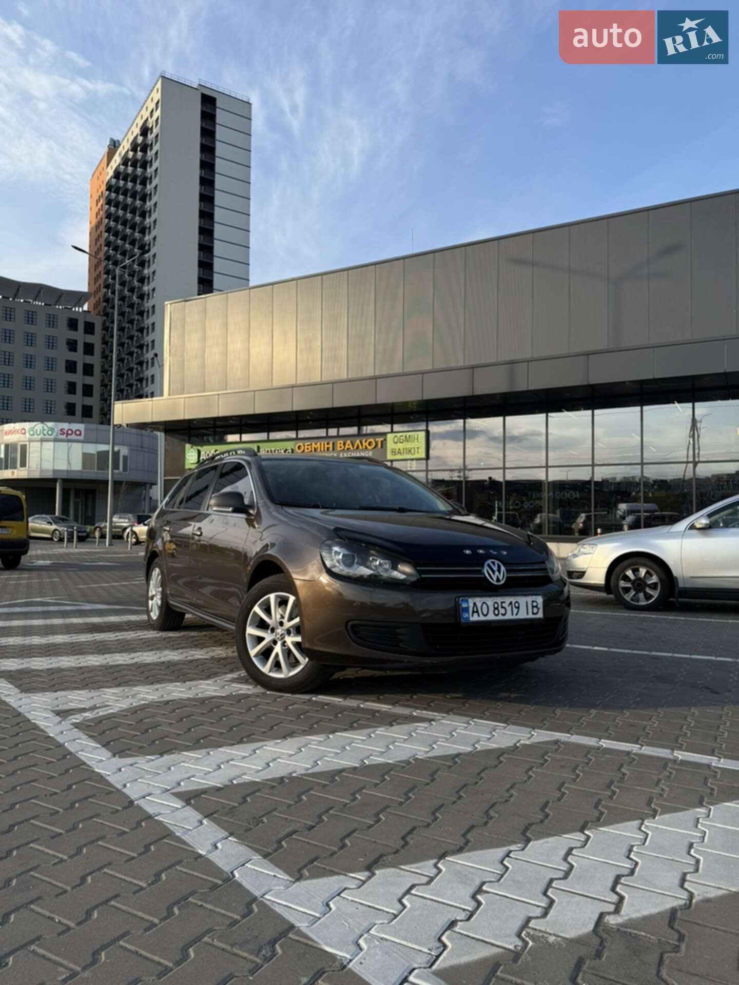 VOLKSWAGEN GOLF 2012