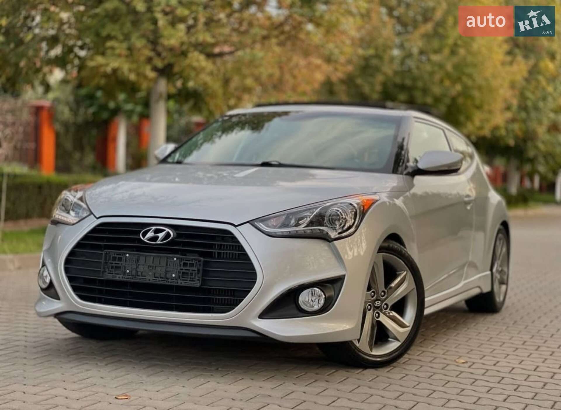 HYUNDAI VELOSTER 2013