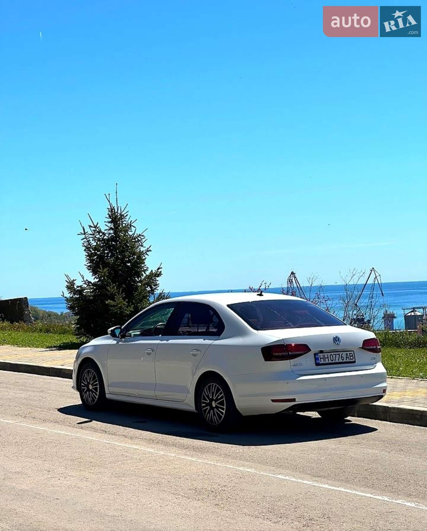 VOLKSWAGEN JETTA 2016