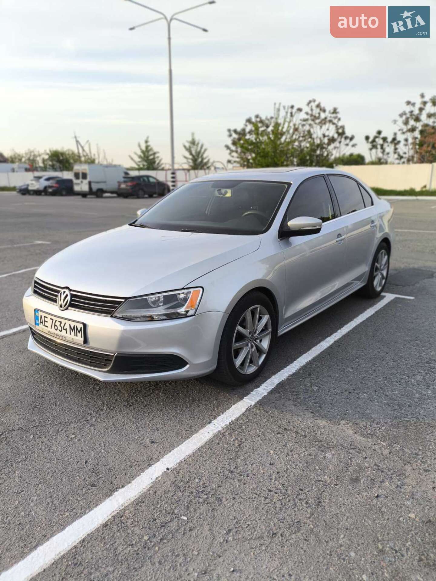 VOLKSWAGEN JETTA 2013