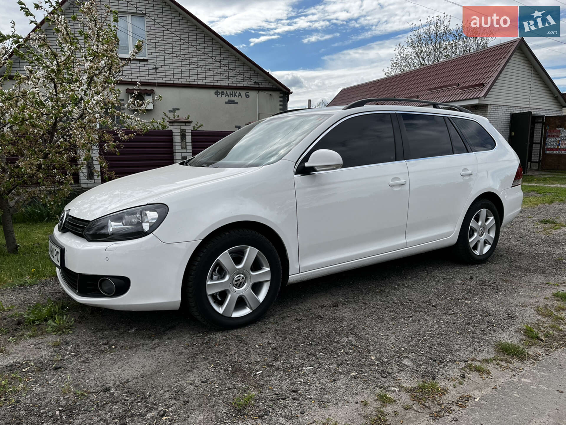 VOLKSWAGEN GOLF 2011