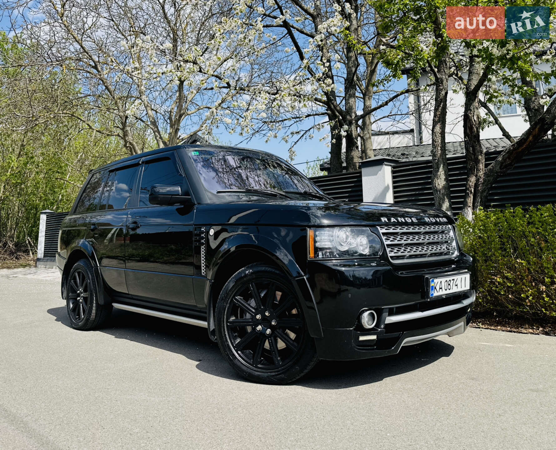 Головне фото звіту автомобіля LAND ROVER RANGE ROVER 2010