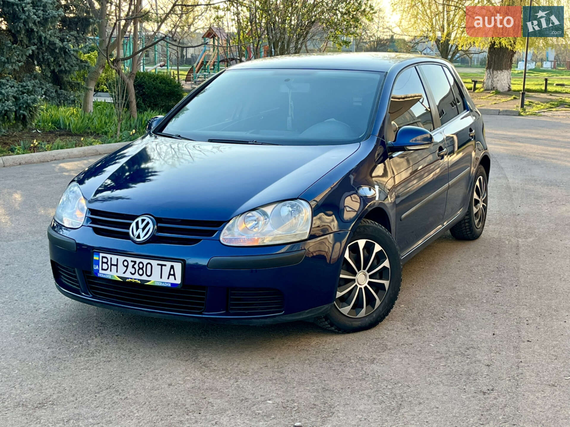 VOLKSWAGEN GOLF 2005