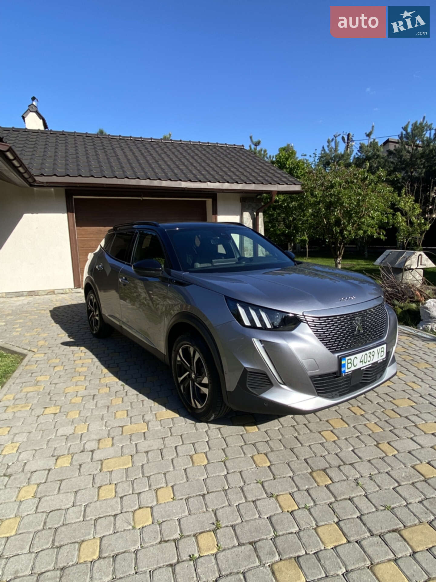 PEUGEOT 2008 2023