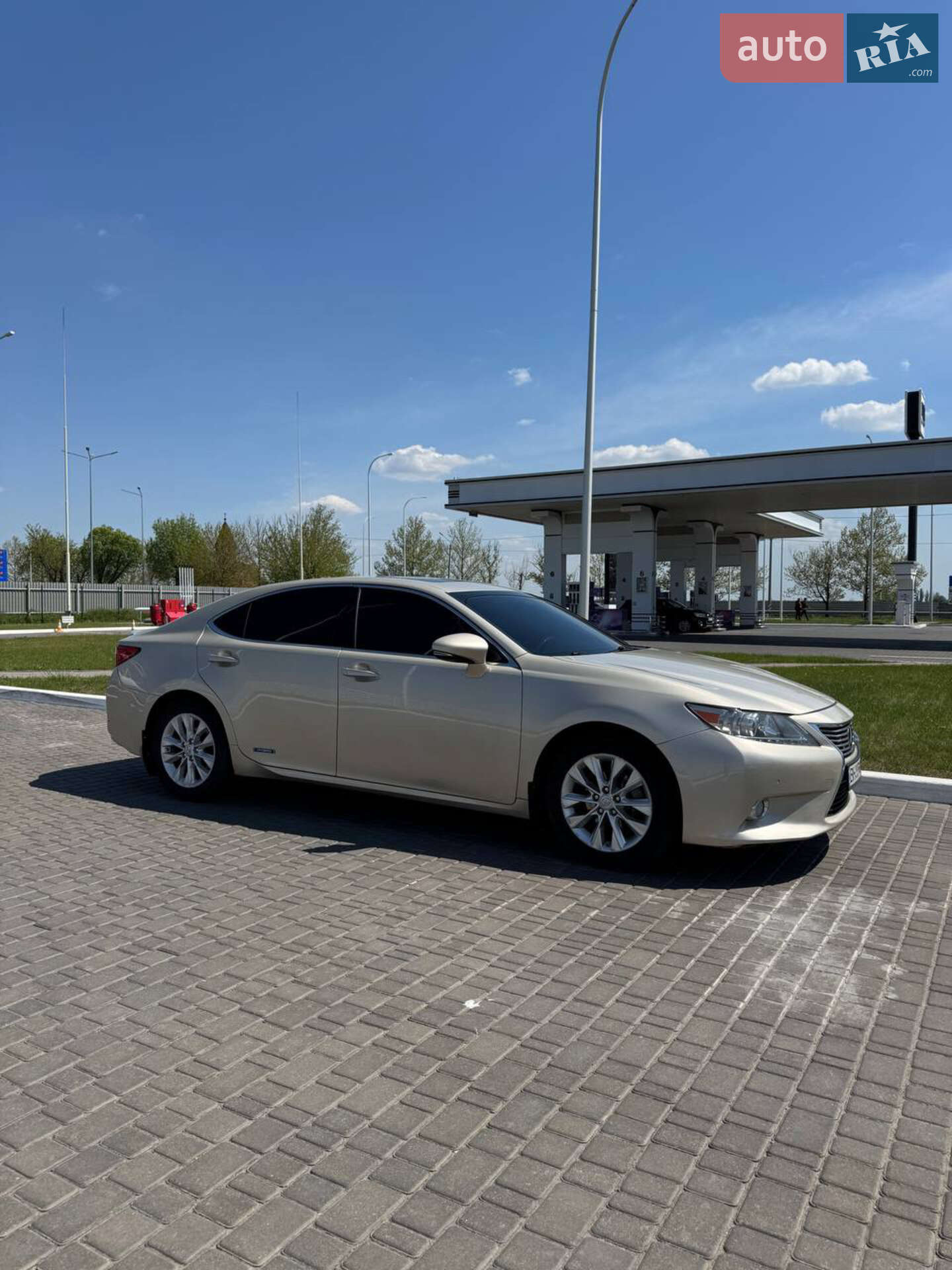 LEXUS ES 300H 2013