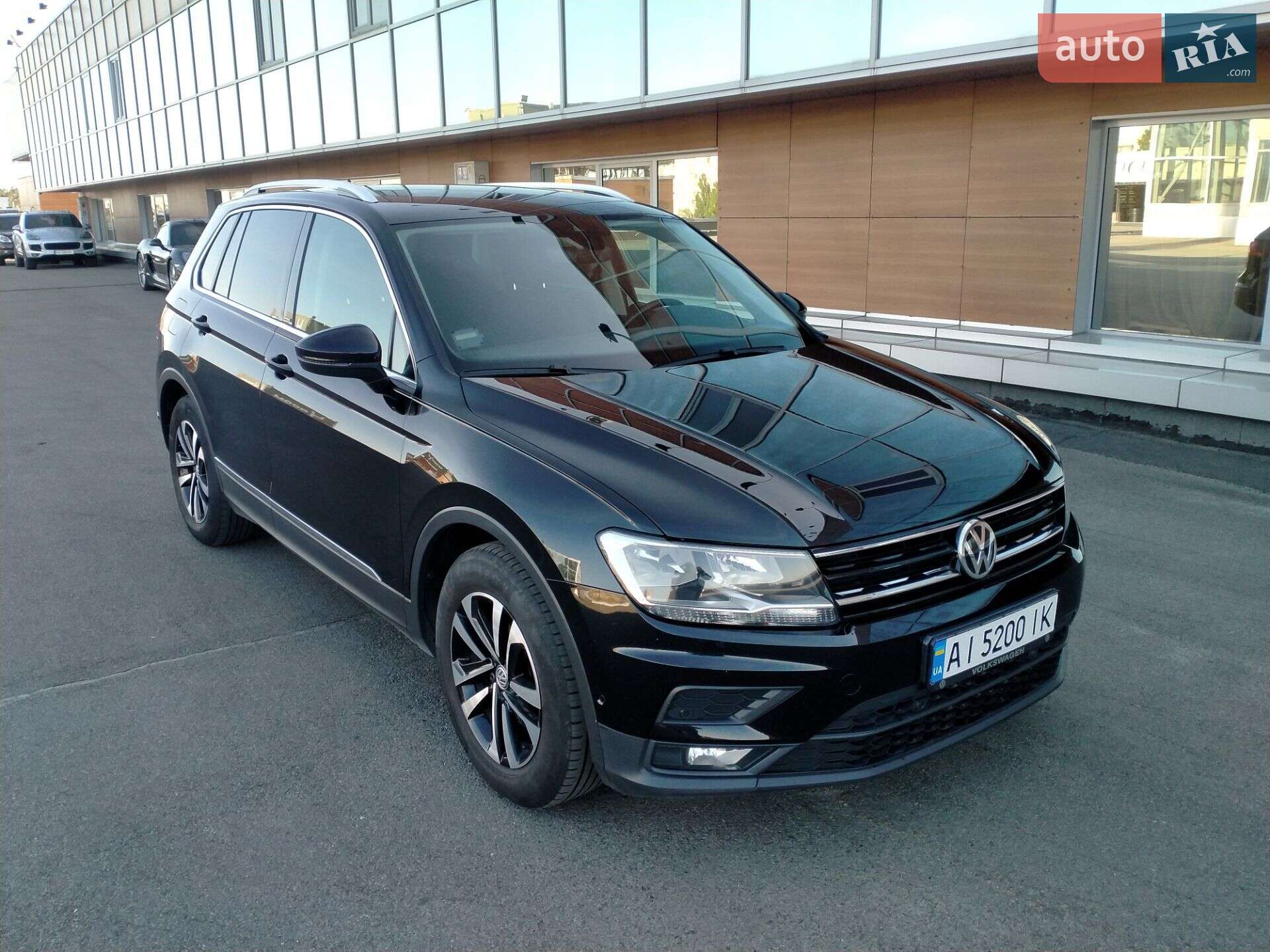 VOLKSWAGEN TIGUAN 2019