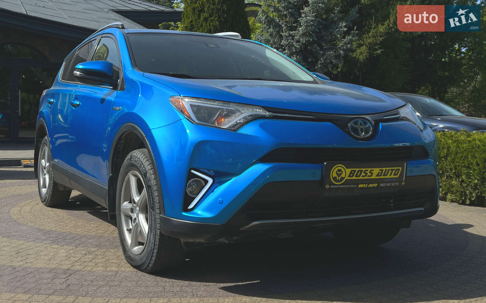 Головне фото звіту автомобіля TOYOTA RAV4 2017
