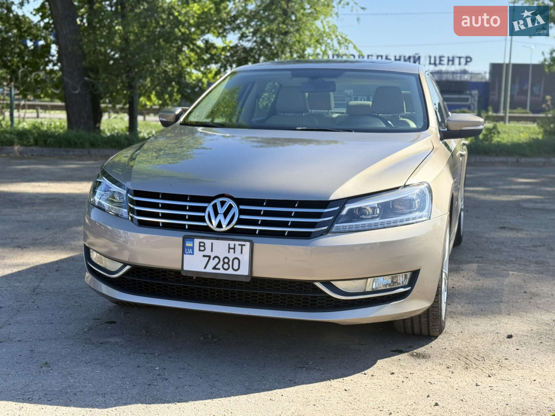 VOLKSWAGEN PASSAT 2015