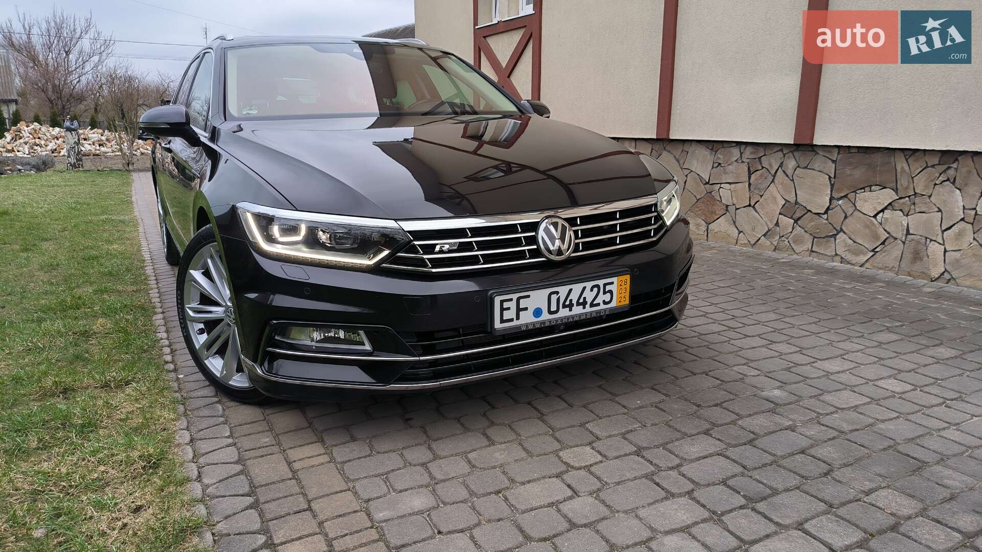 VOLKSWAGEN PASSAT 2017