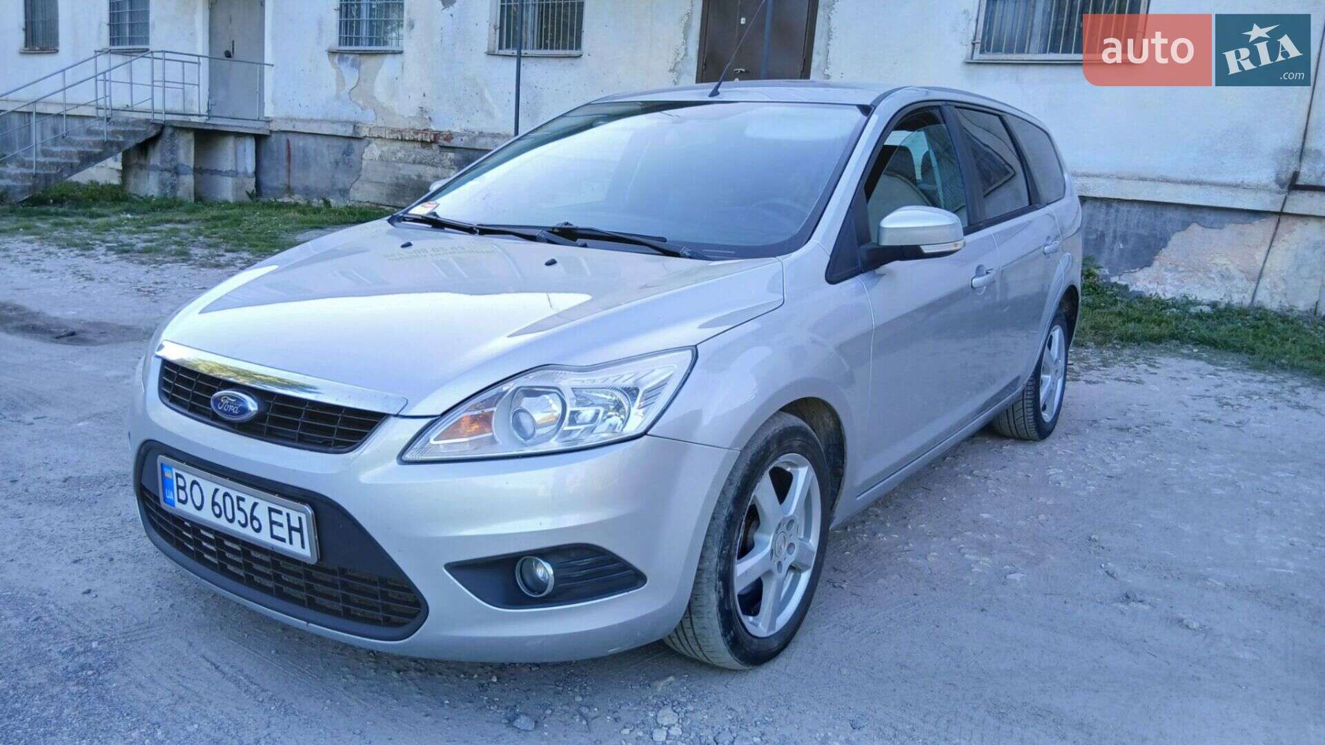 FORD FOCUS 2010