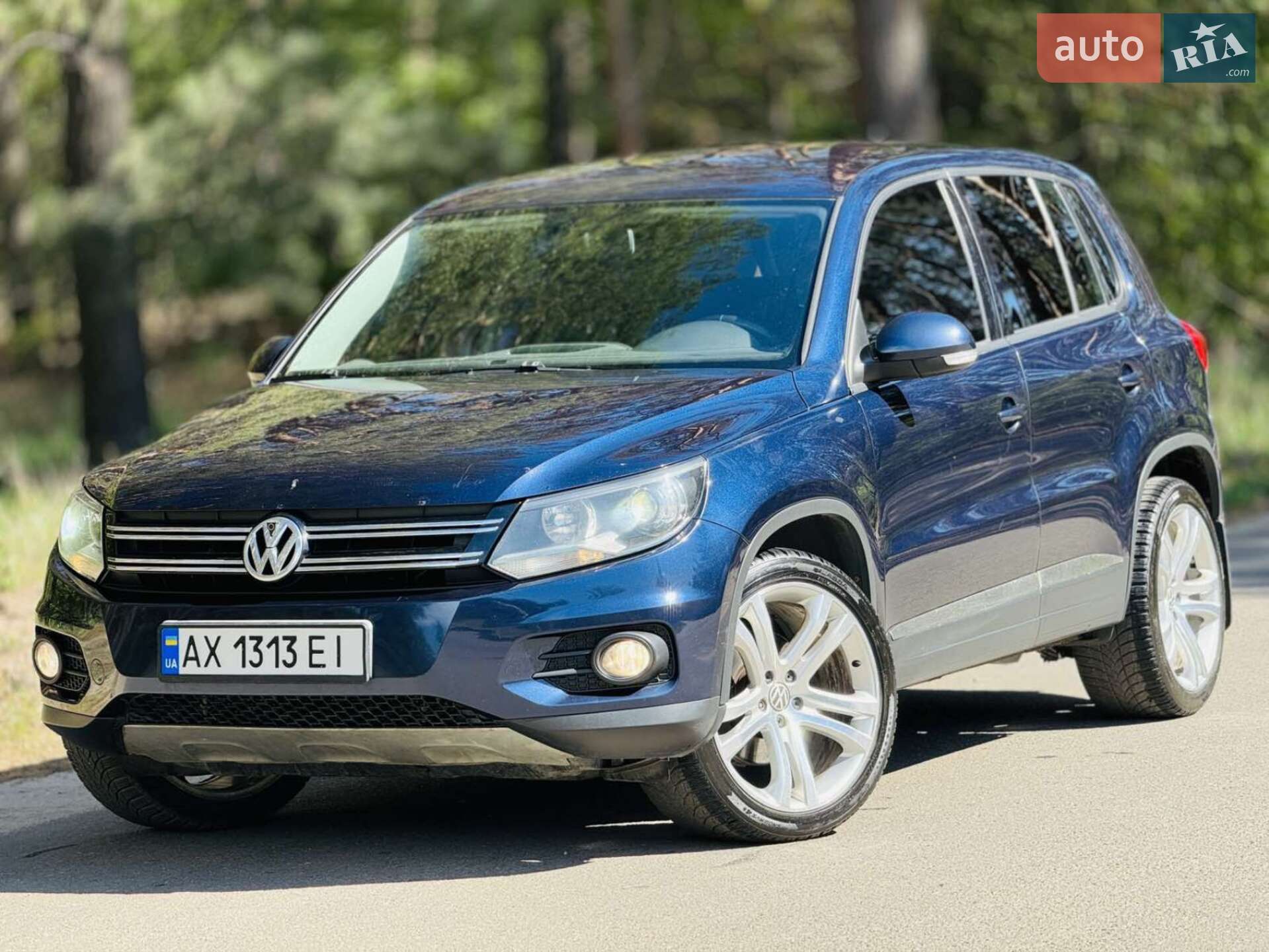 VOLKSWAGEN TIGUAN 2011
