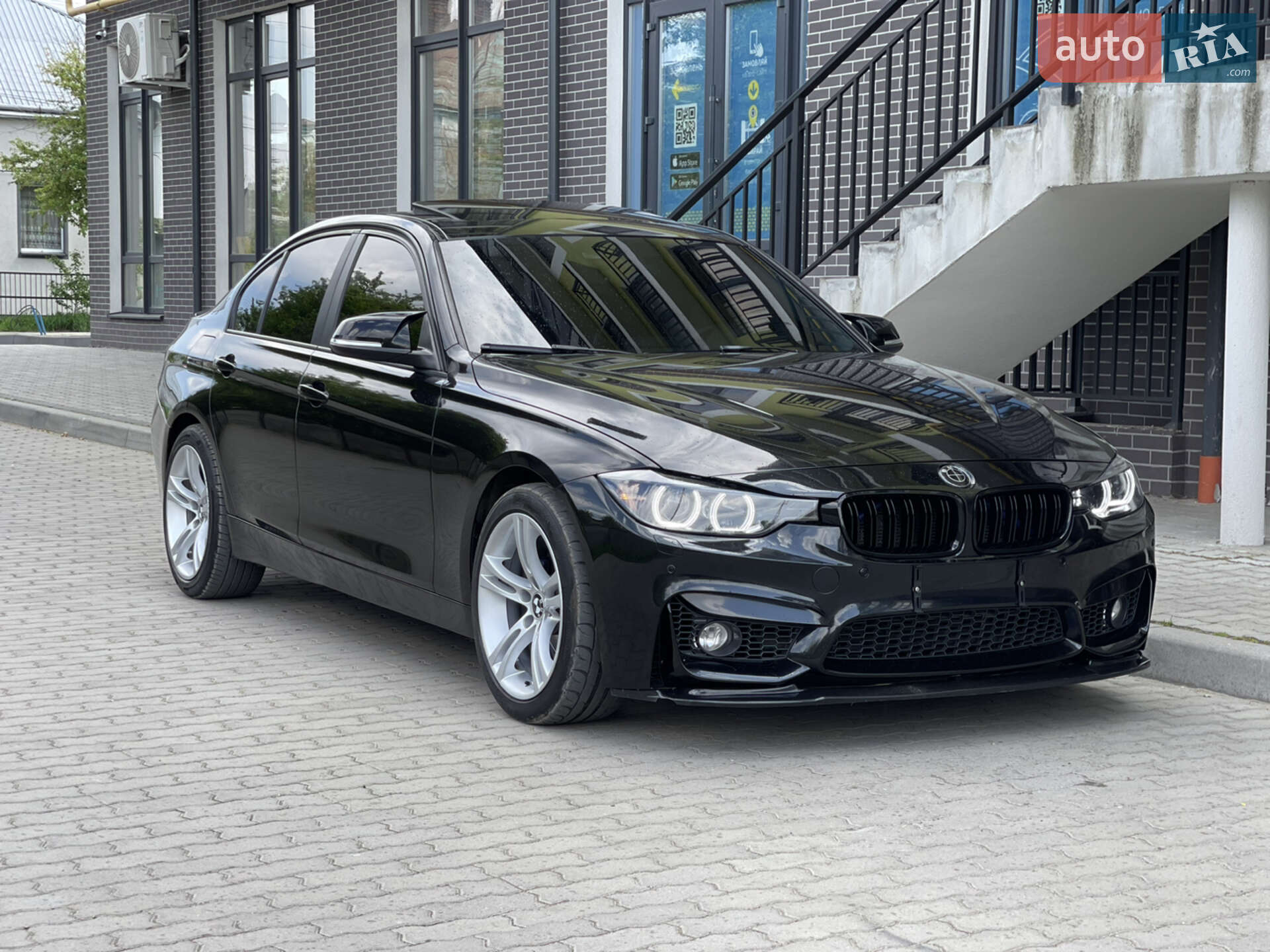 BMW 328 2012