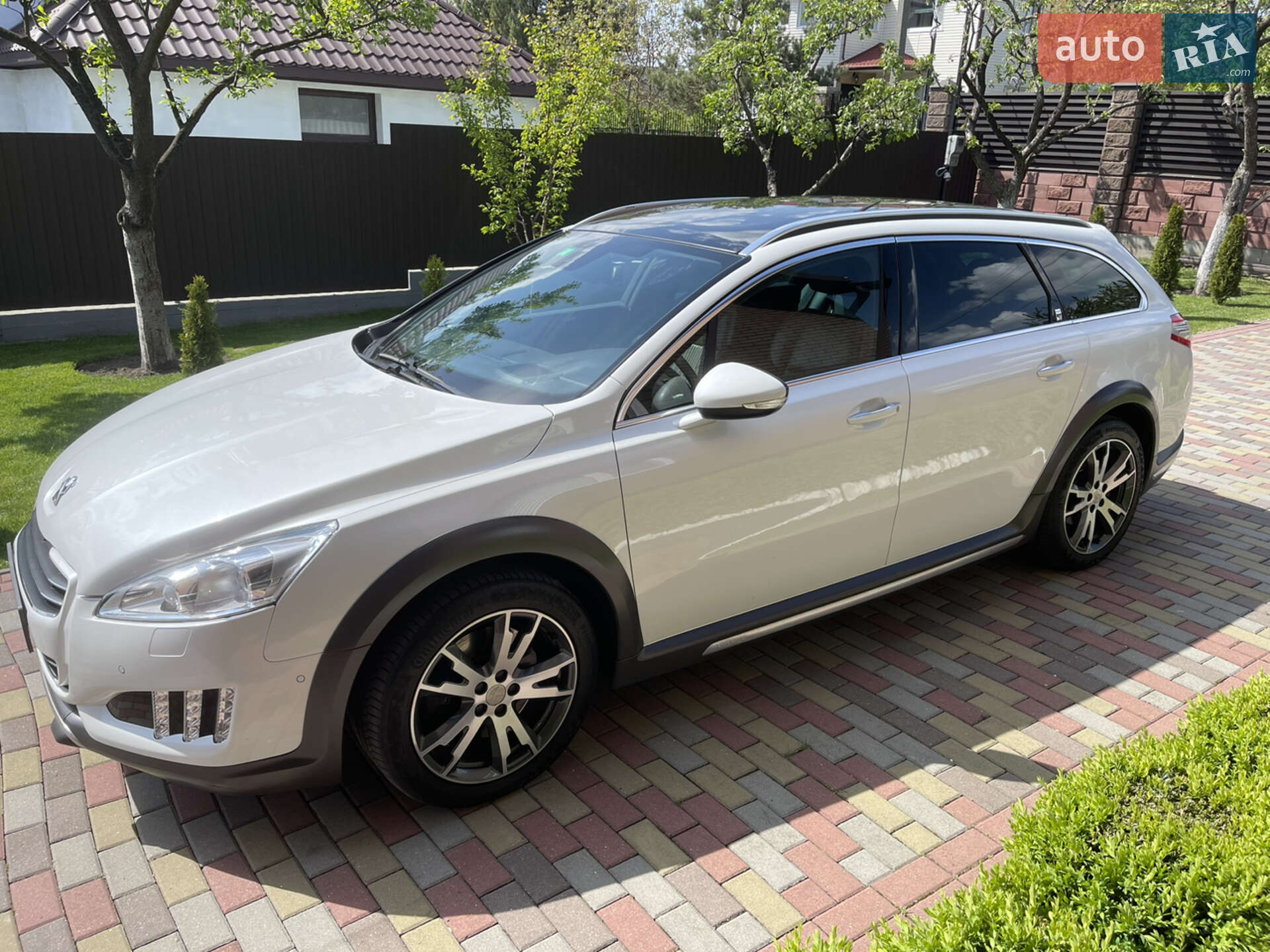 Головне фото звіту автомобіля PEUGEOT 508 2012