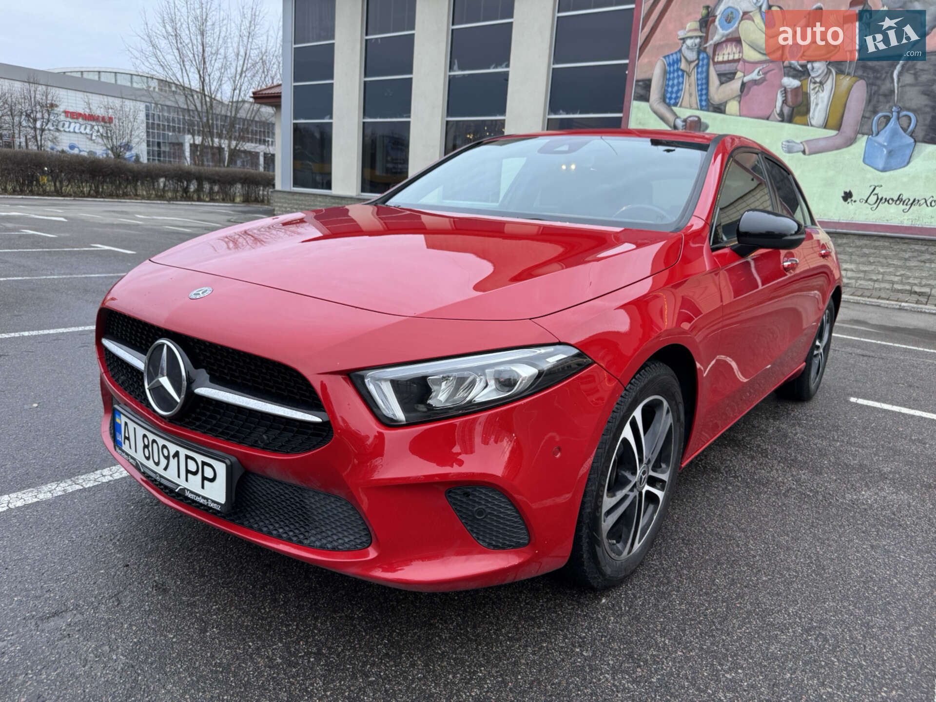 MERCEDES-BENZ A 180 2019