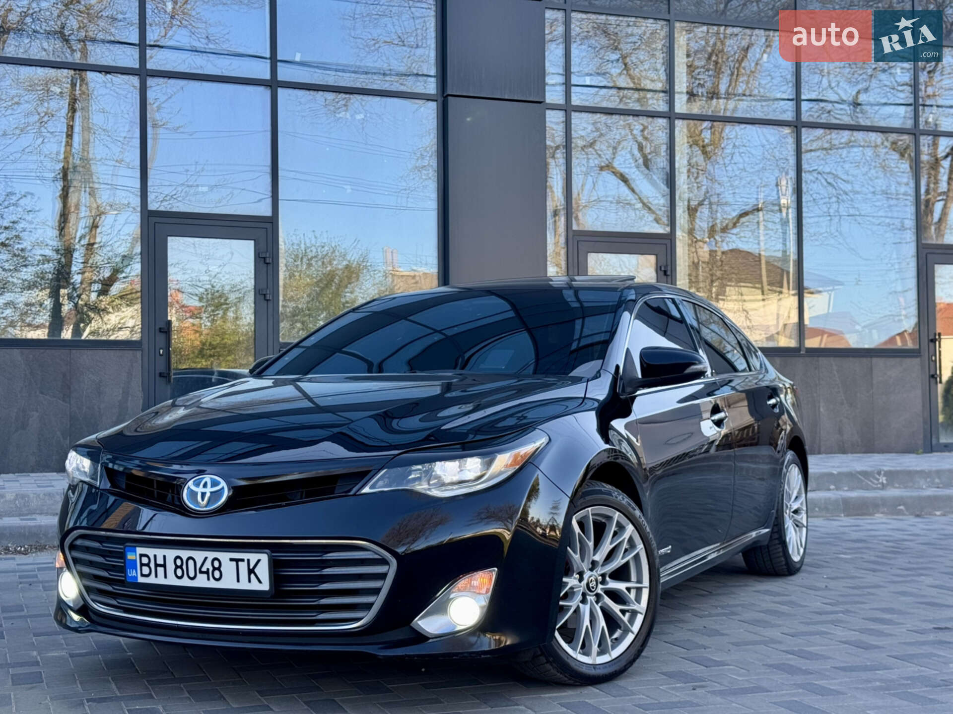 TOYOTA AVALON 2015